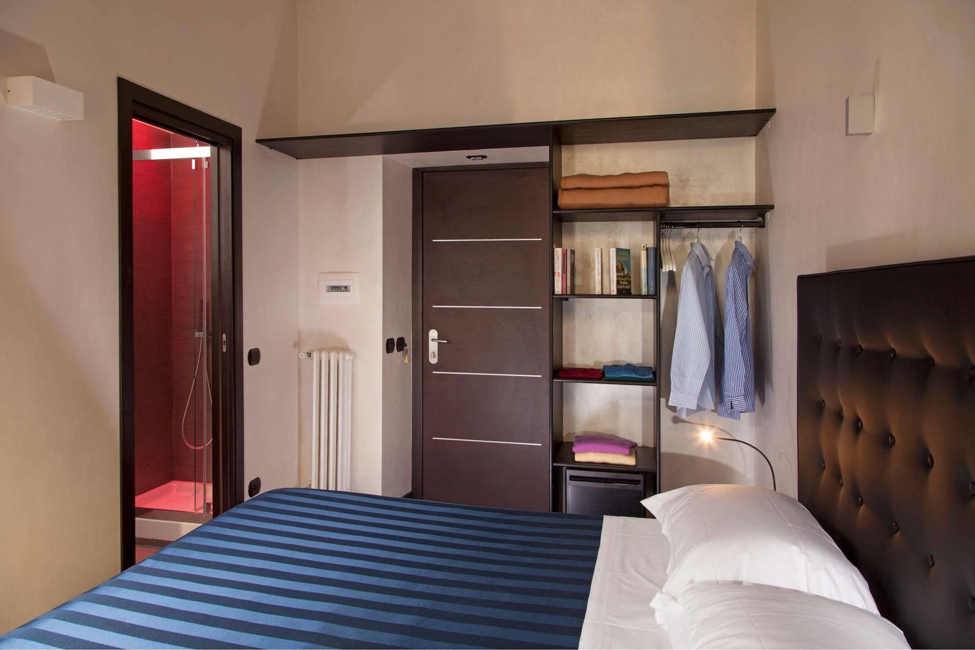 Guest house Residenza Doro- 24x7 Check-in