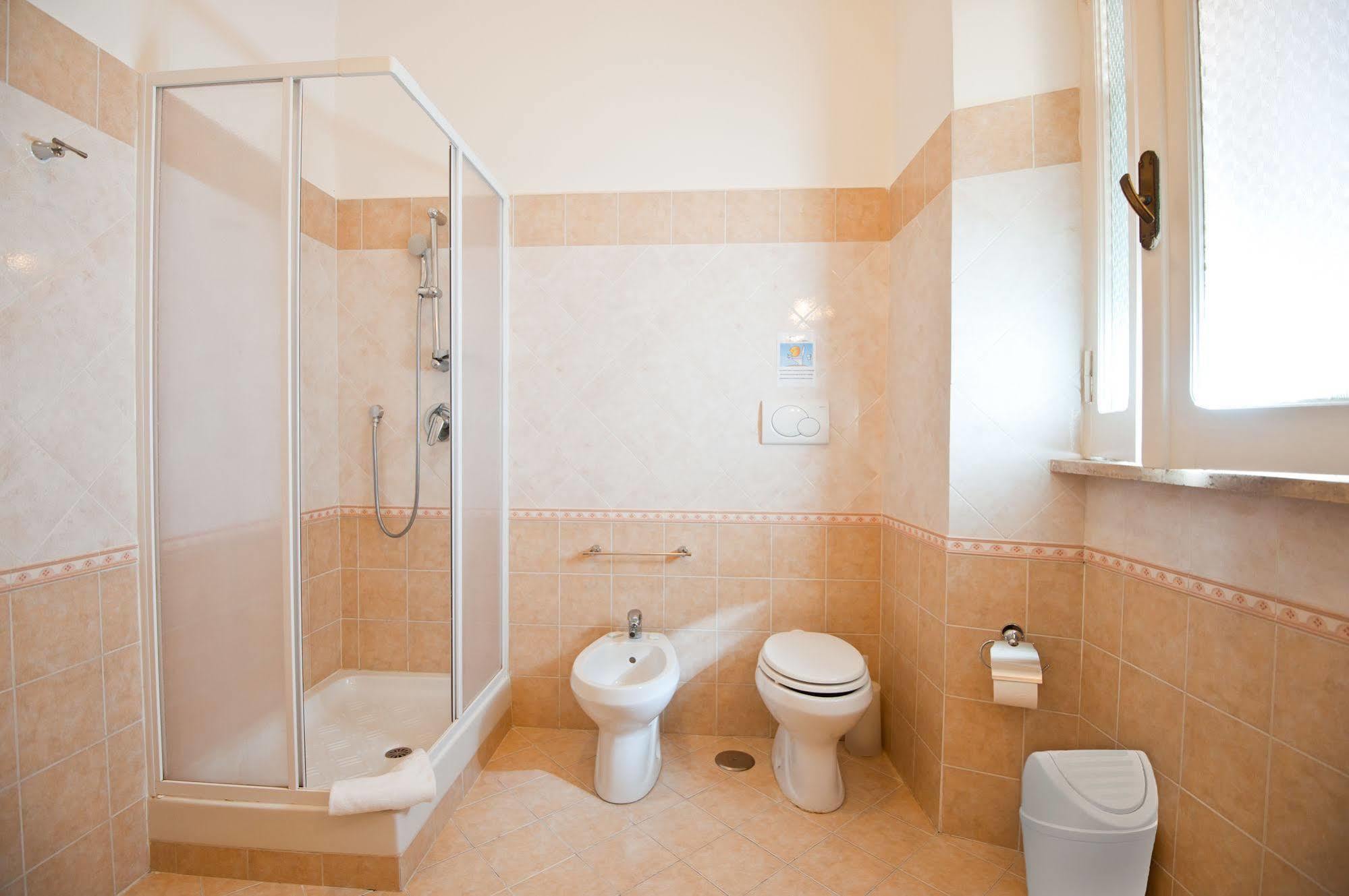 Services Porta Castello Couette-café 2*
