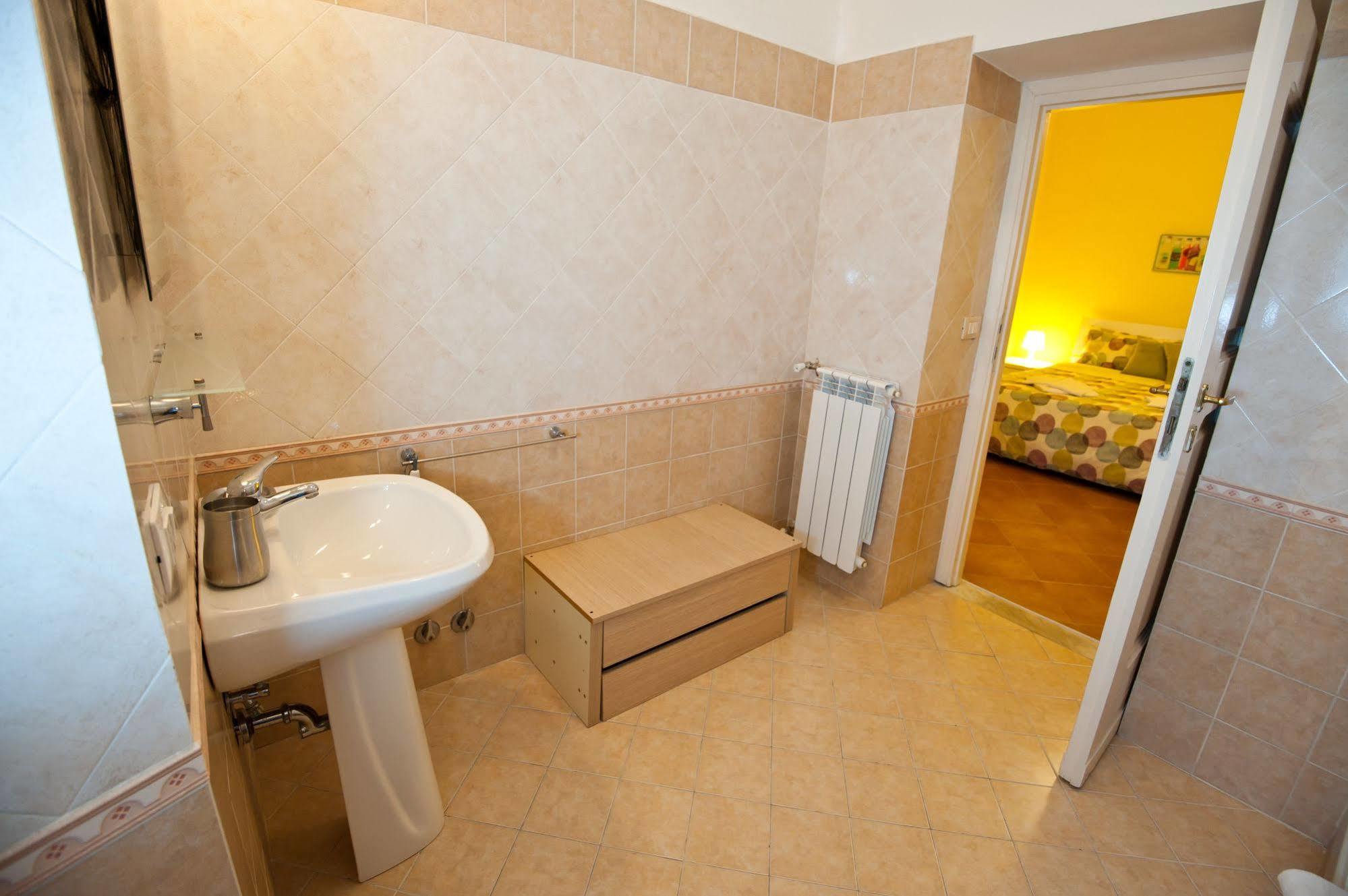 Services Porta Castello Couette-café Rome