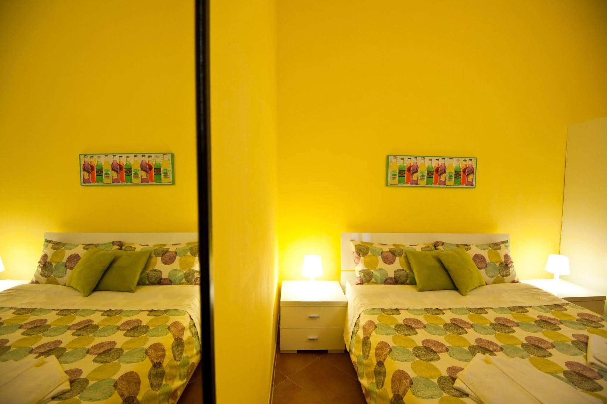 Services Porta Castello Couette-café