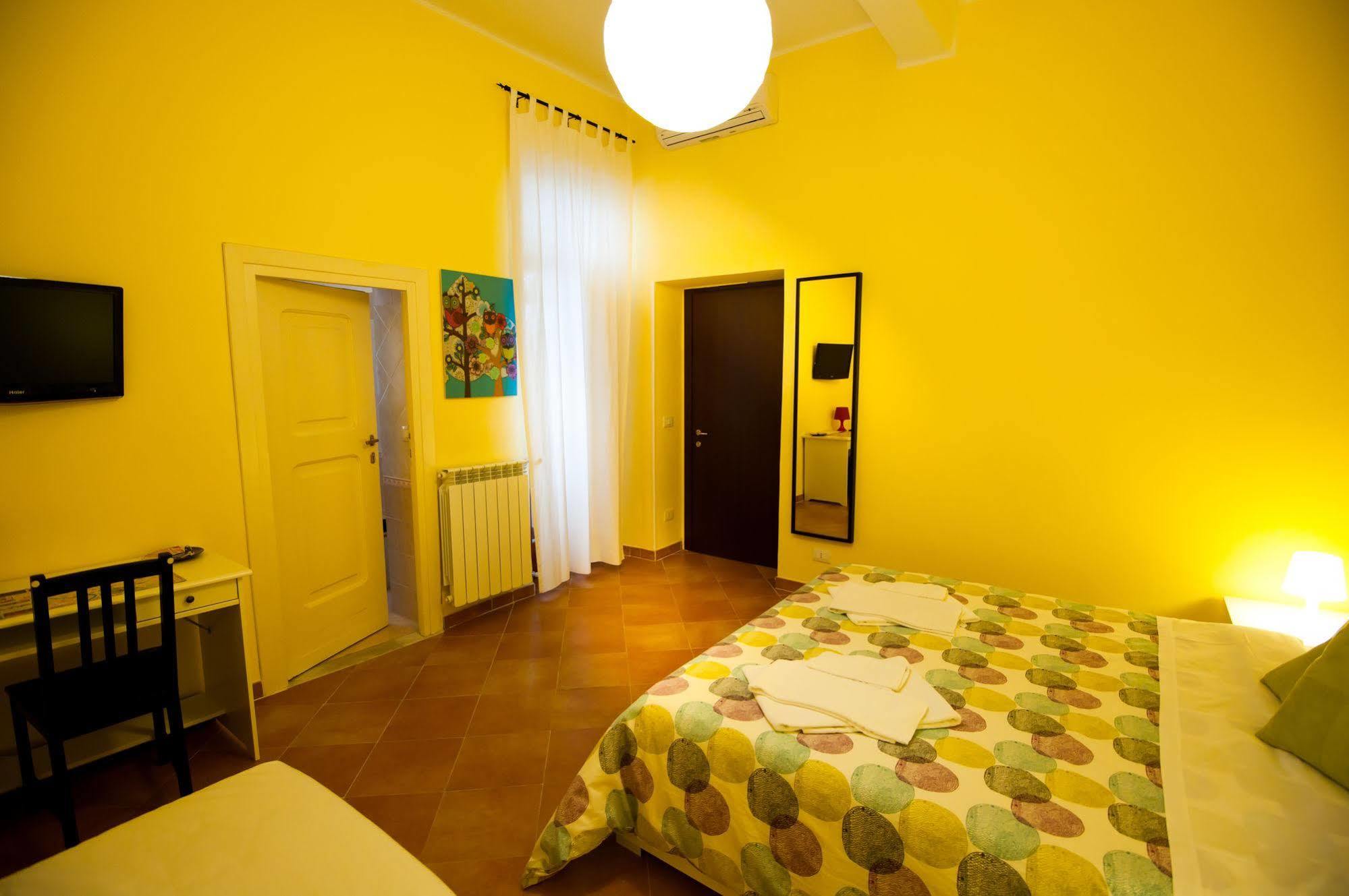 Services Porta Castello 2* Rome