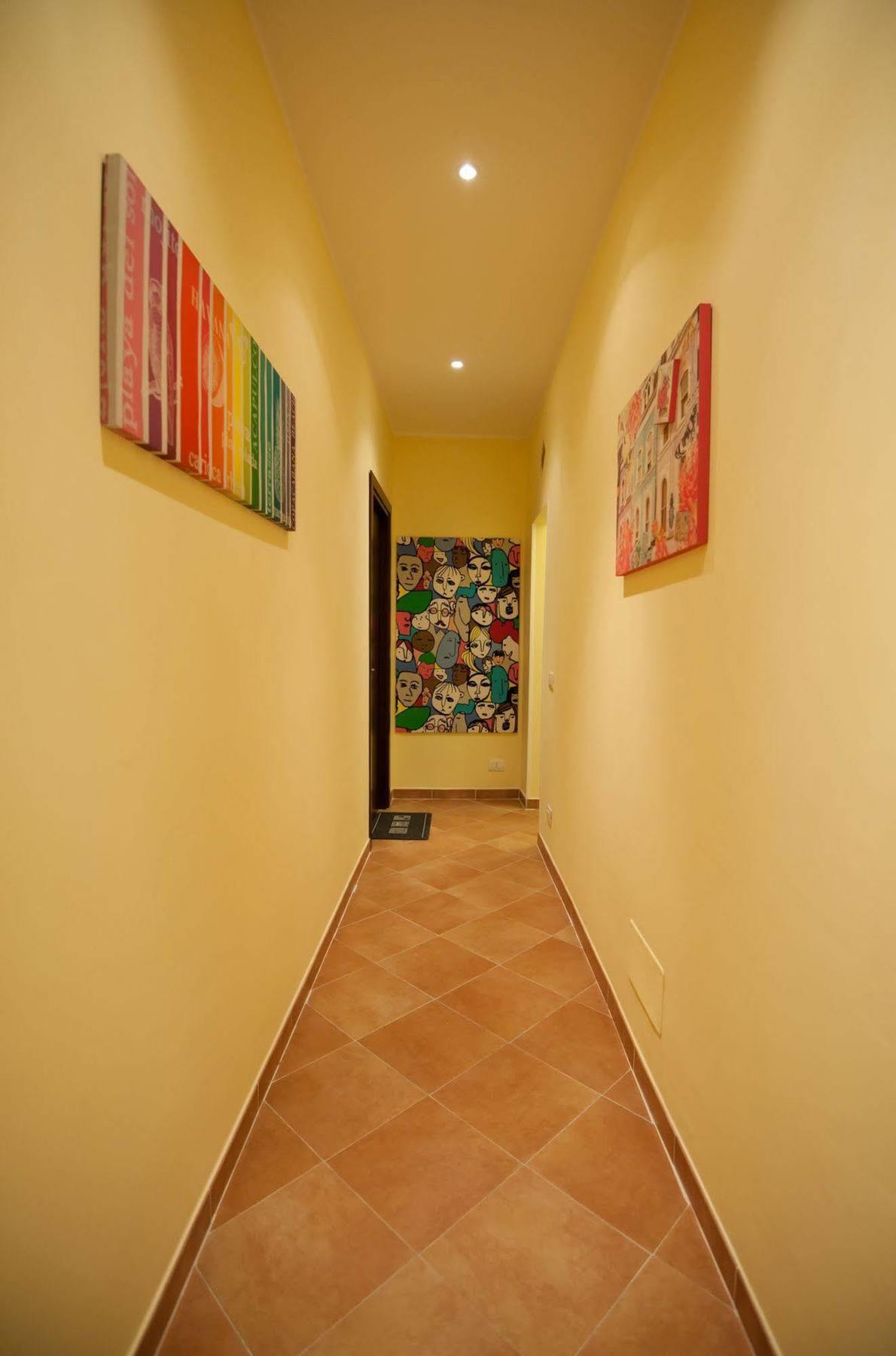 Services Porta Castello Rome