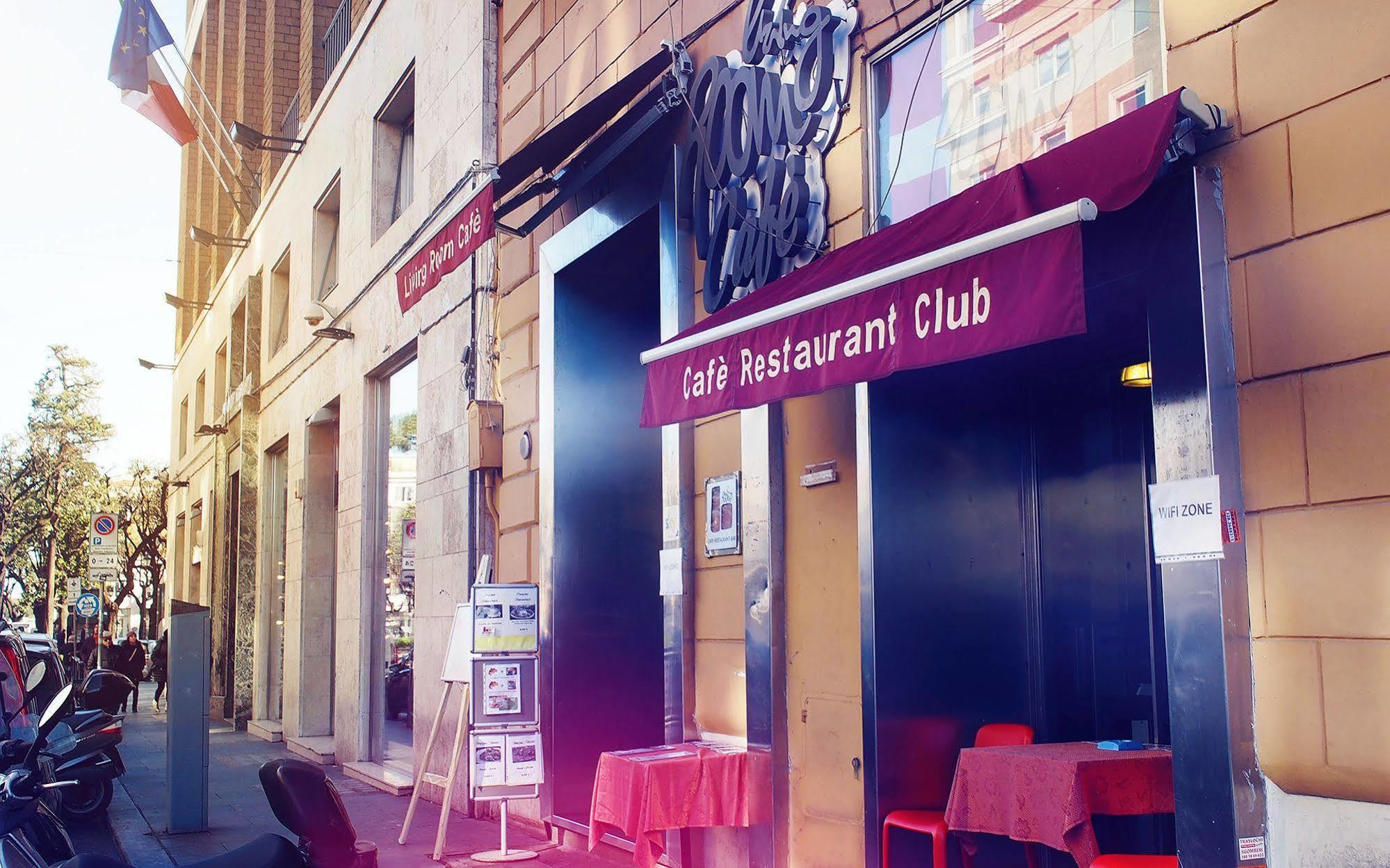 M&j Place * Rome