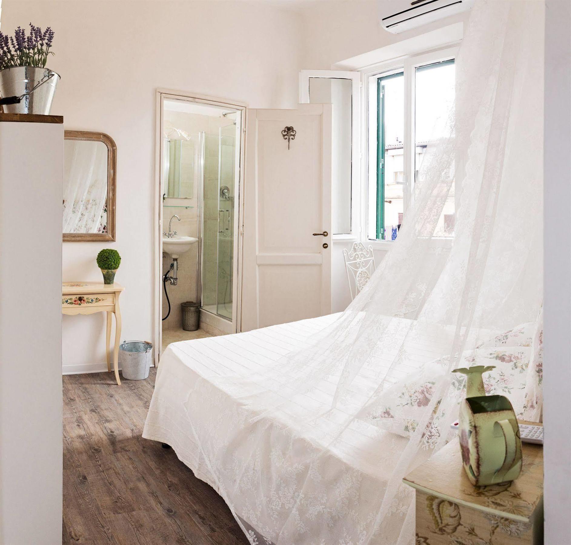 Guest house Parco Di Nerone 2*