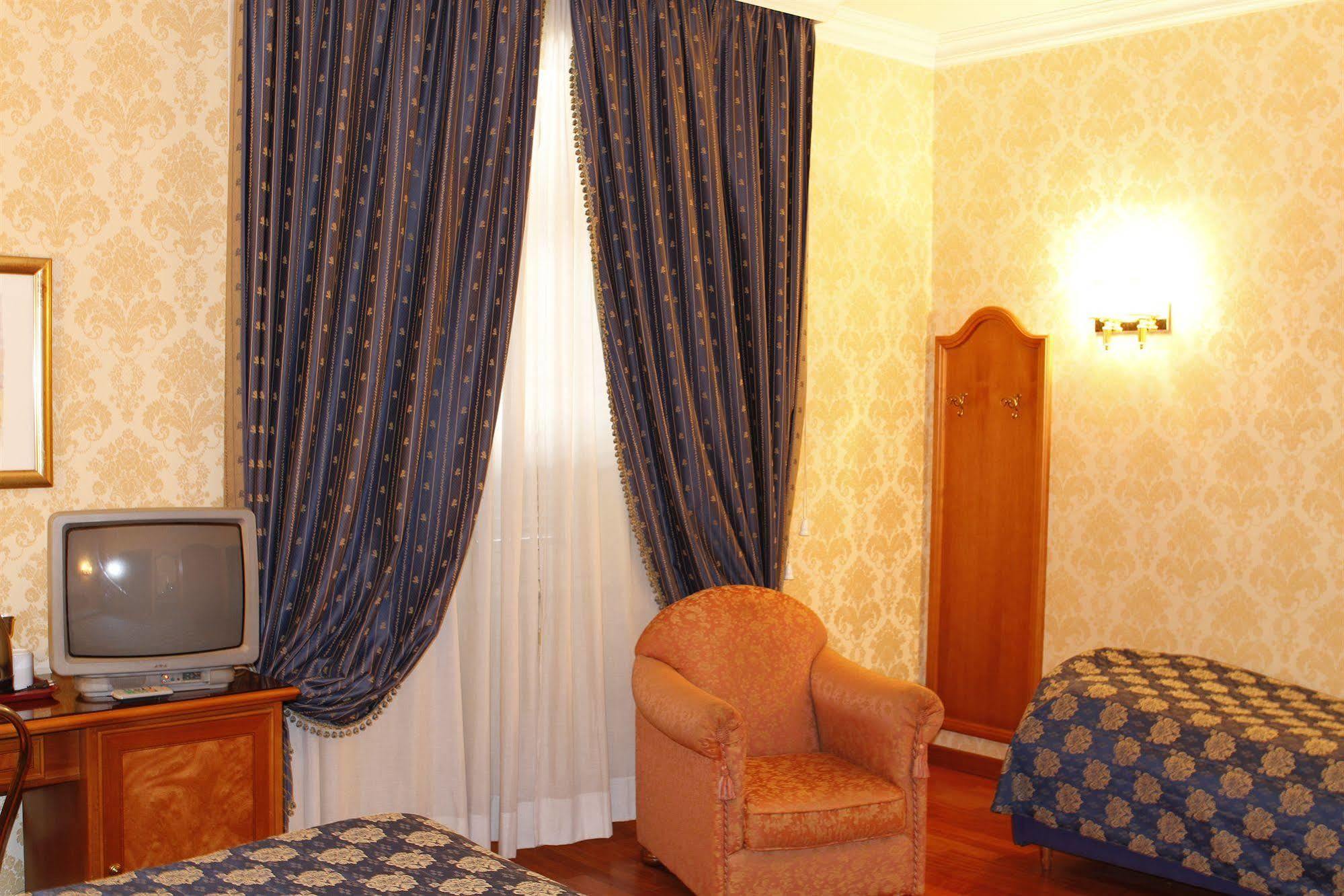 Hotel Pace Helvezia 4*