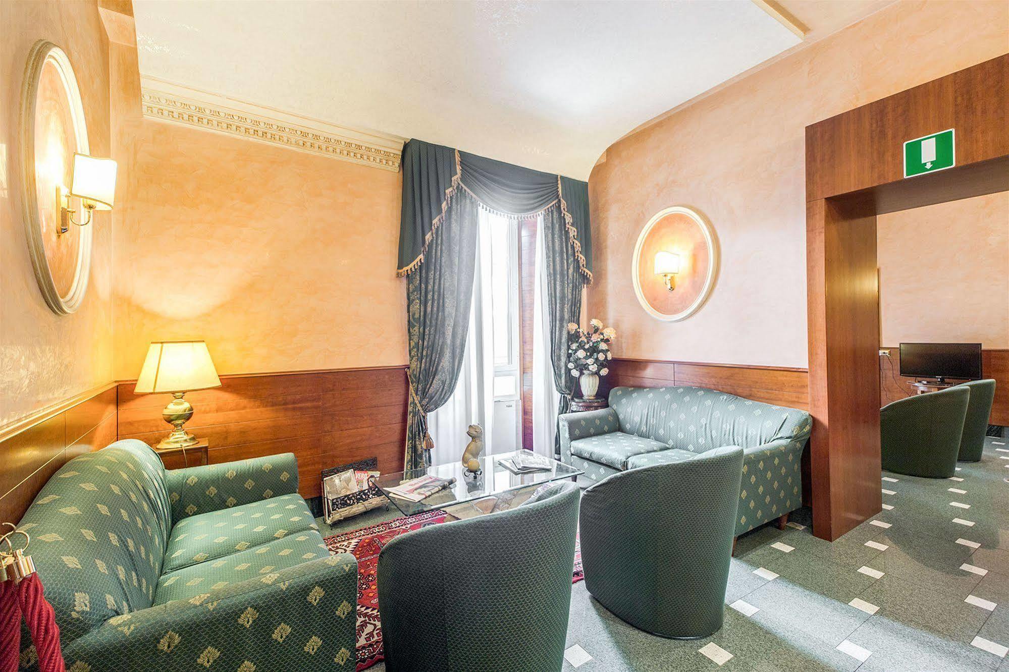 Giorgi Hotel 3*