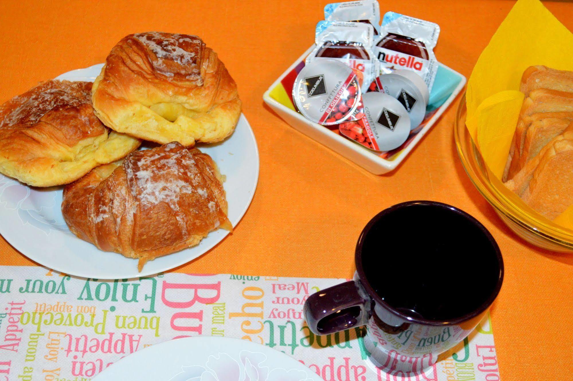 Check-inn Couette-café Rome