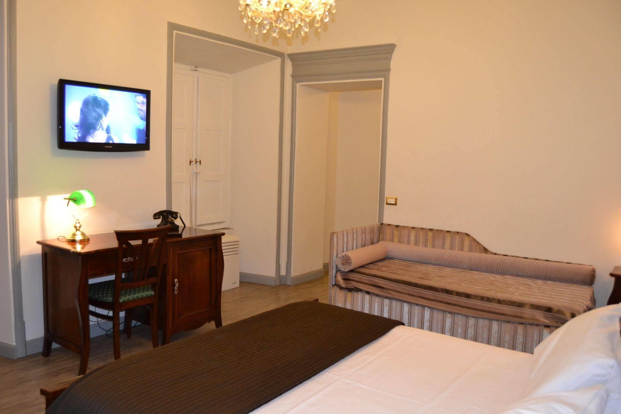 Sleep In Ludovisi Couette-café