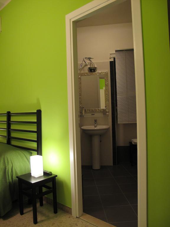 Arches Bed & Breakfast Rome