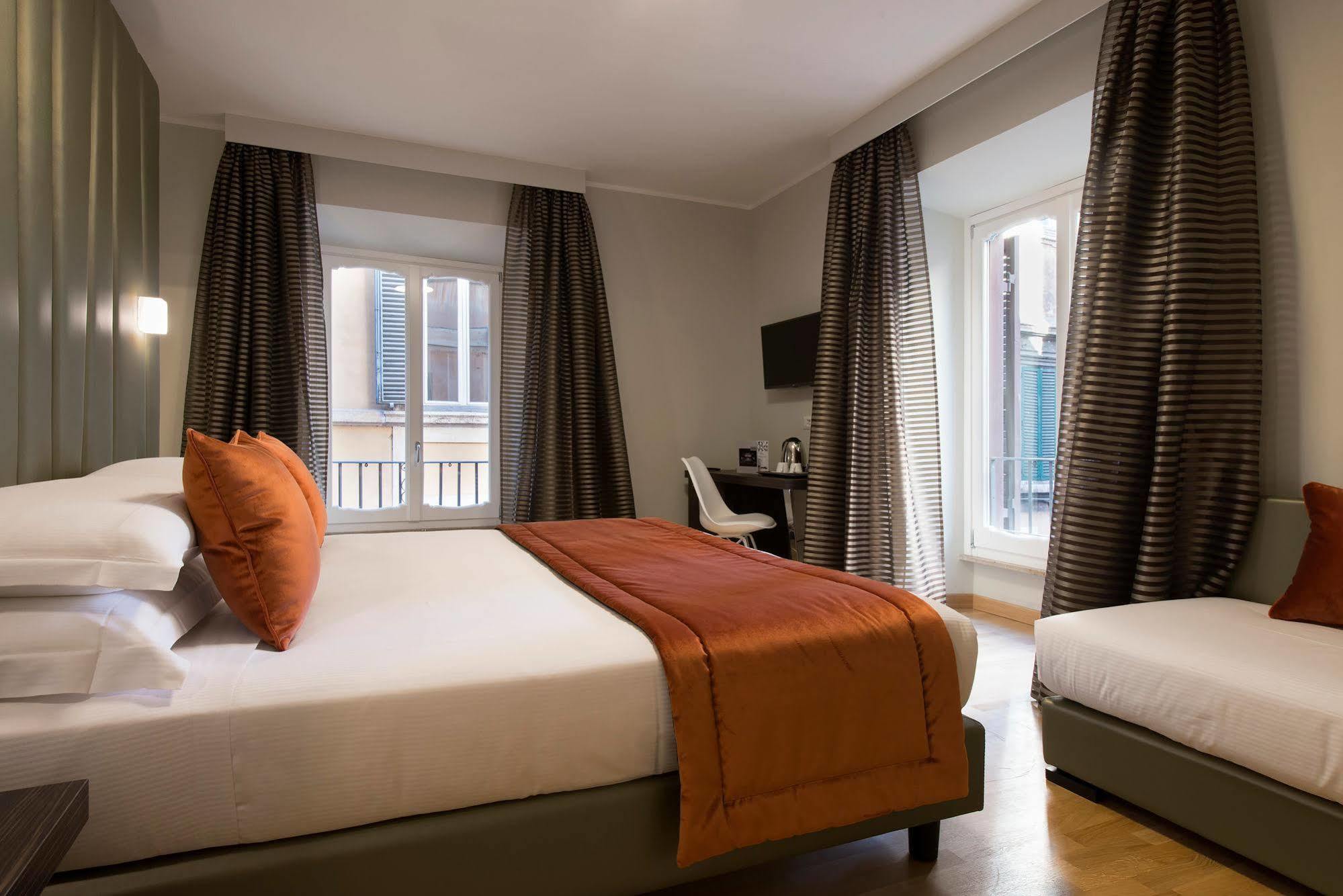 Hotel Navona Theatre