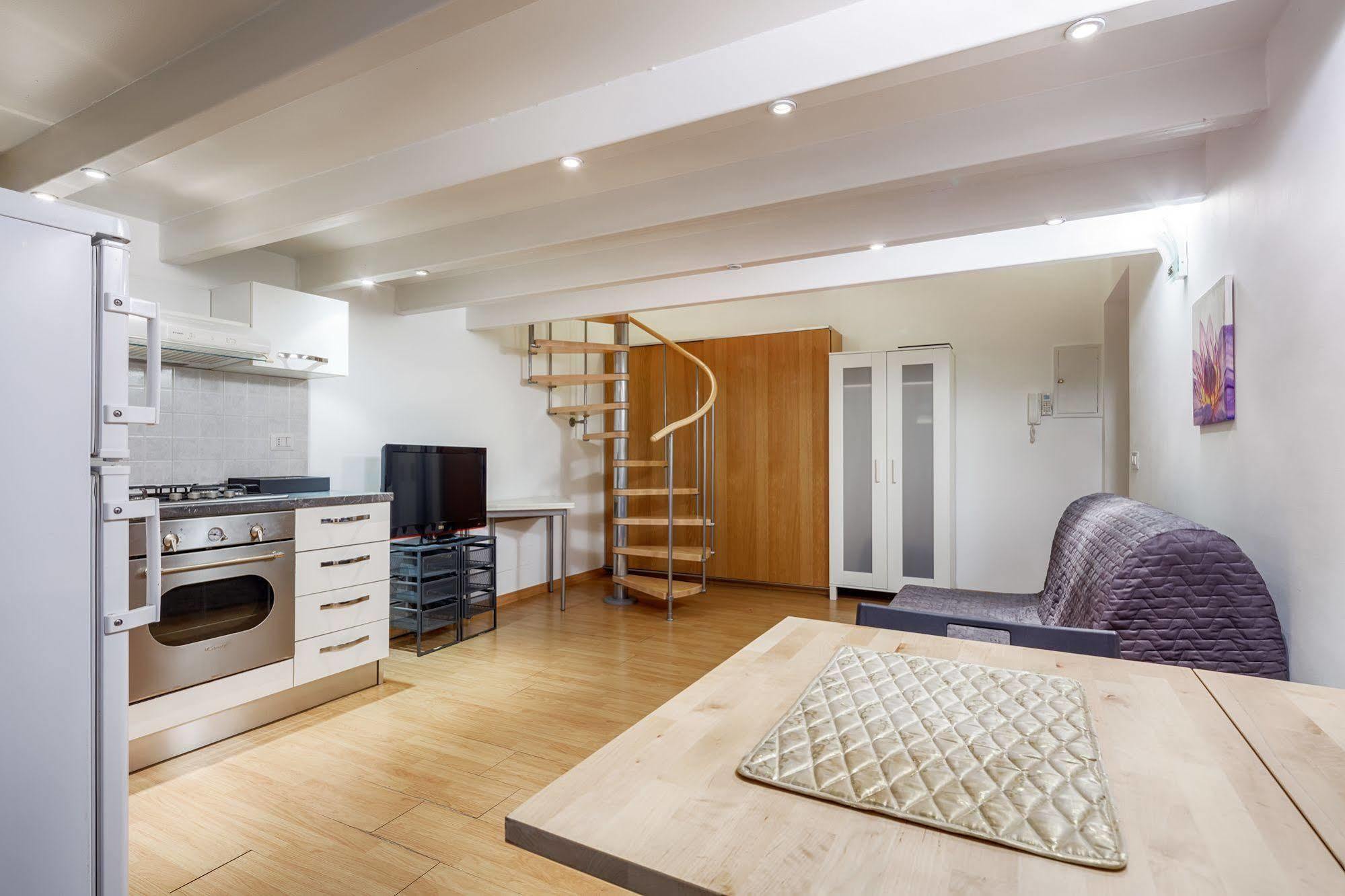 Casa de hóspedes Nearhome Smart Roma