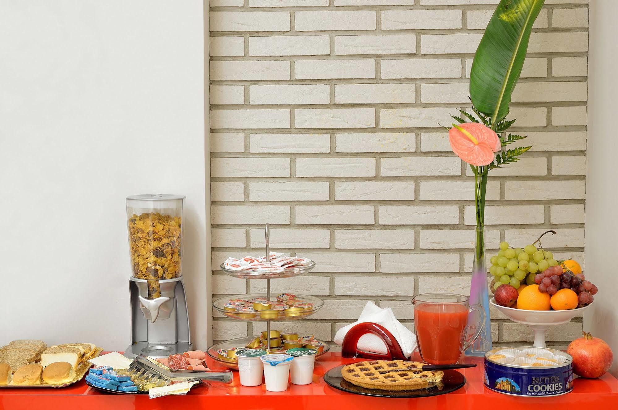 G&g Trastevere Bed & Breakfast Rome