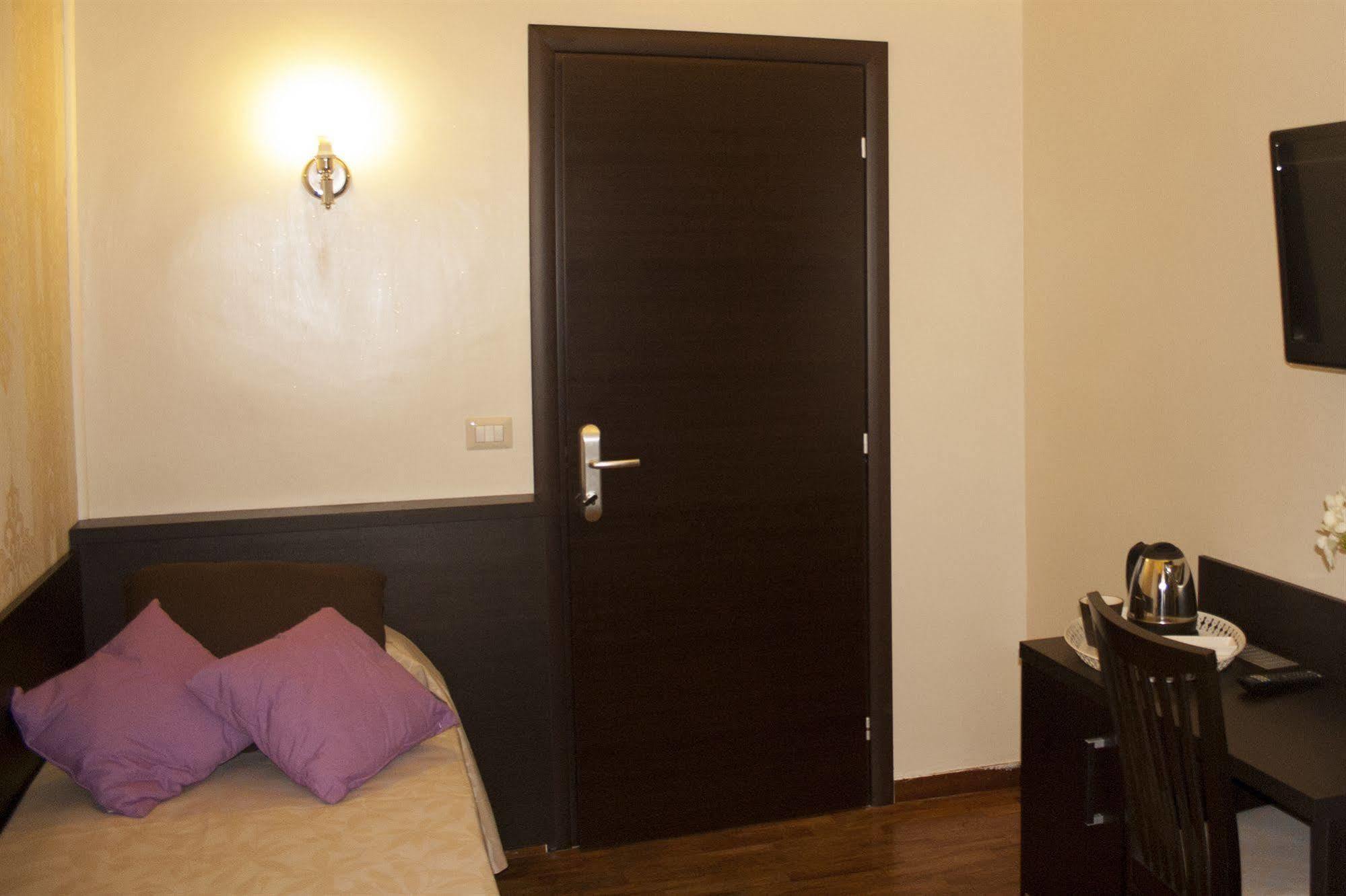 Guest house Laterani Rome