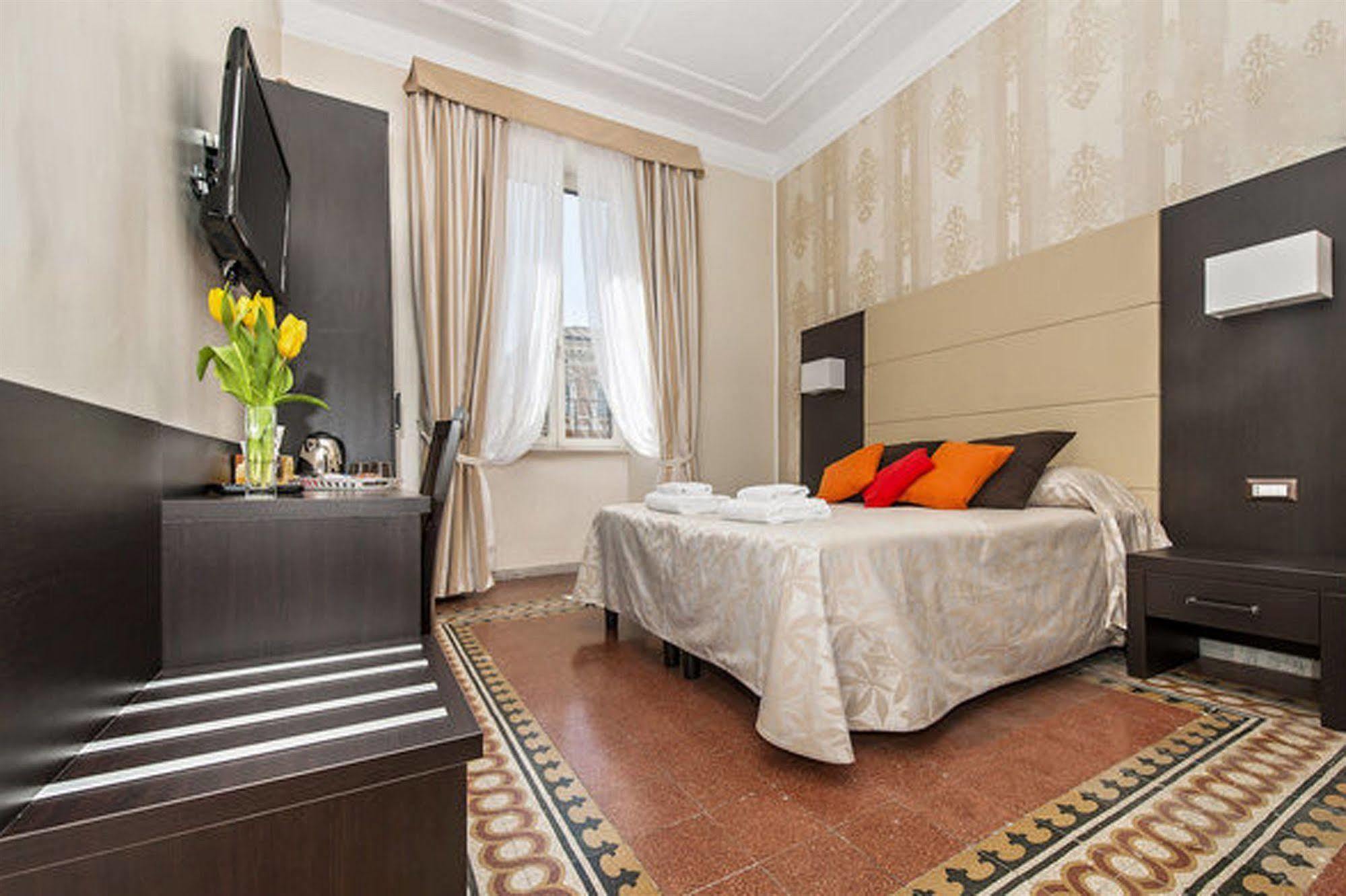 Laterani 2* Rome