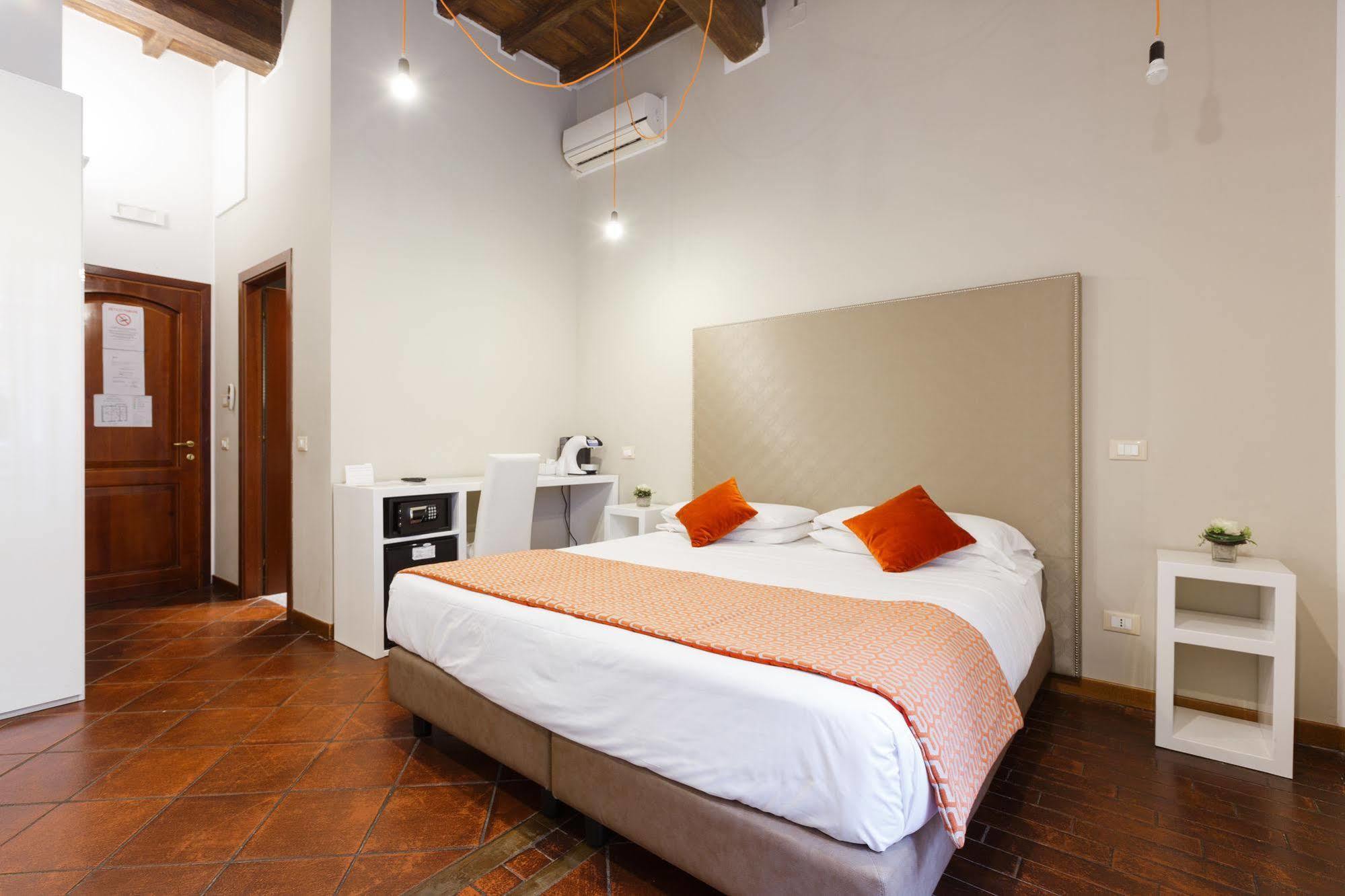 Town House Campo De Fiori Guest house 3*