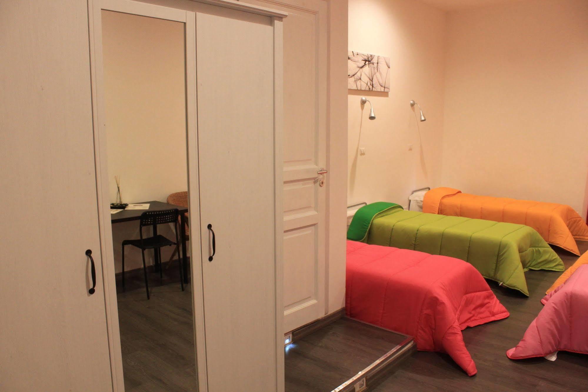 The House Guest house 3*