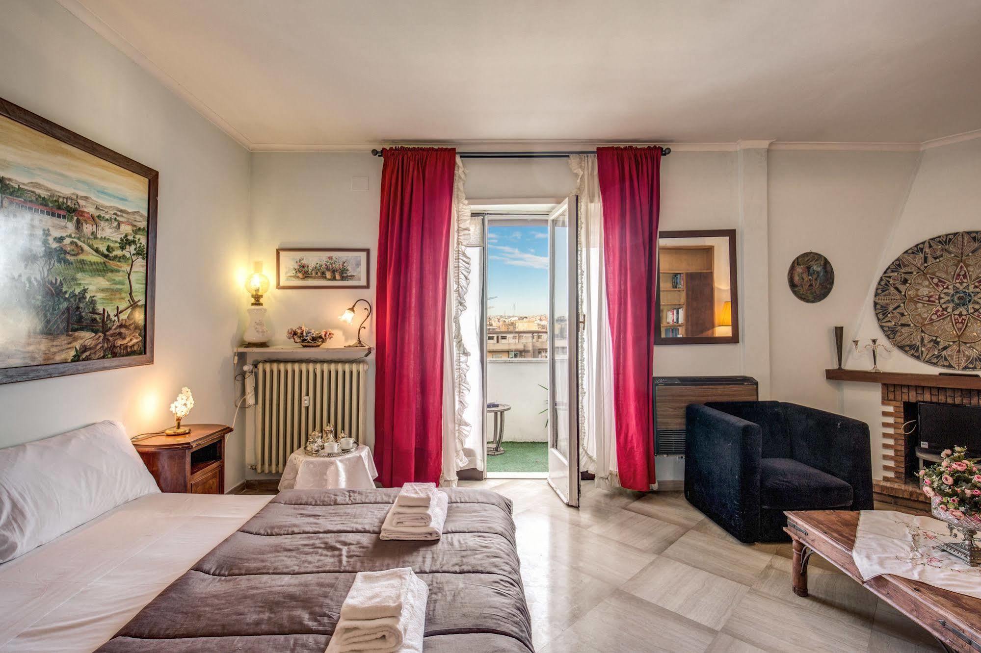 Bed & Breakfast Piramide Terrace Rome