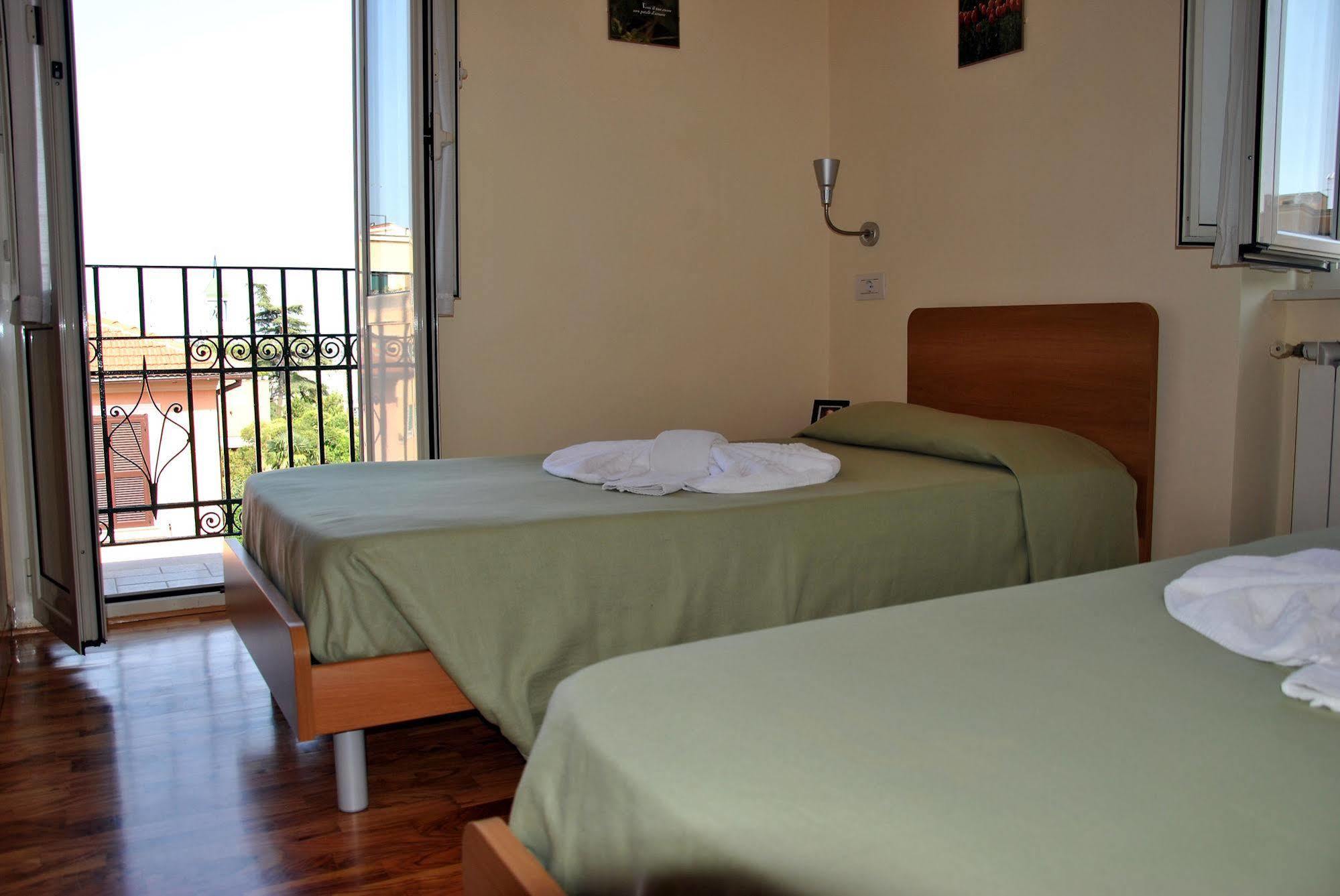 Affittacamere Casa Per Ferie Beato Rosaz Roma