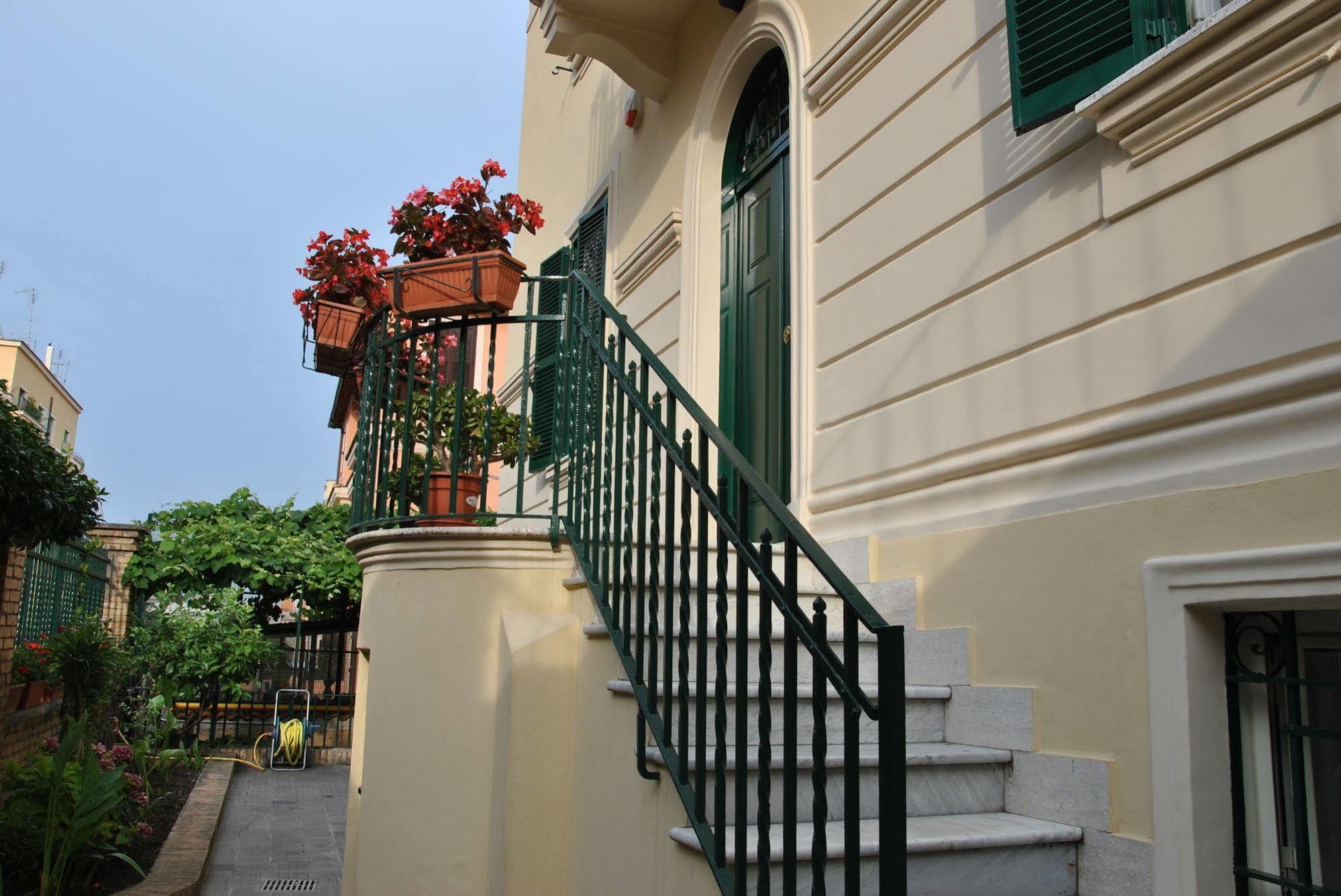Casa Per Ferie Beato Rosaz 3* Roma