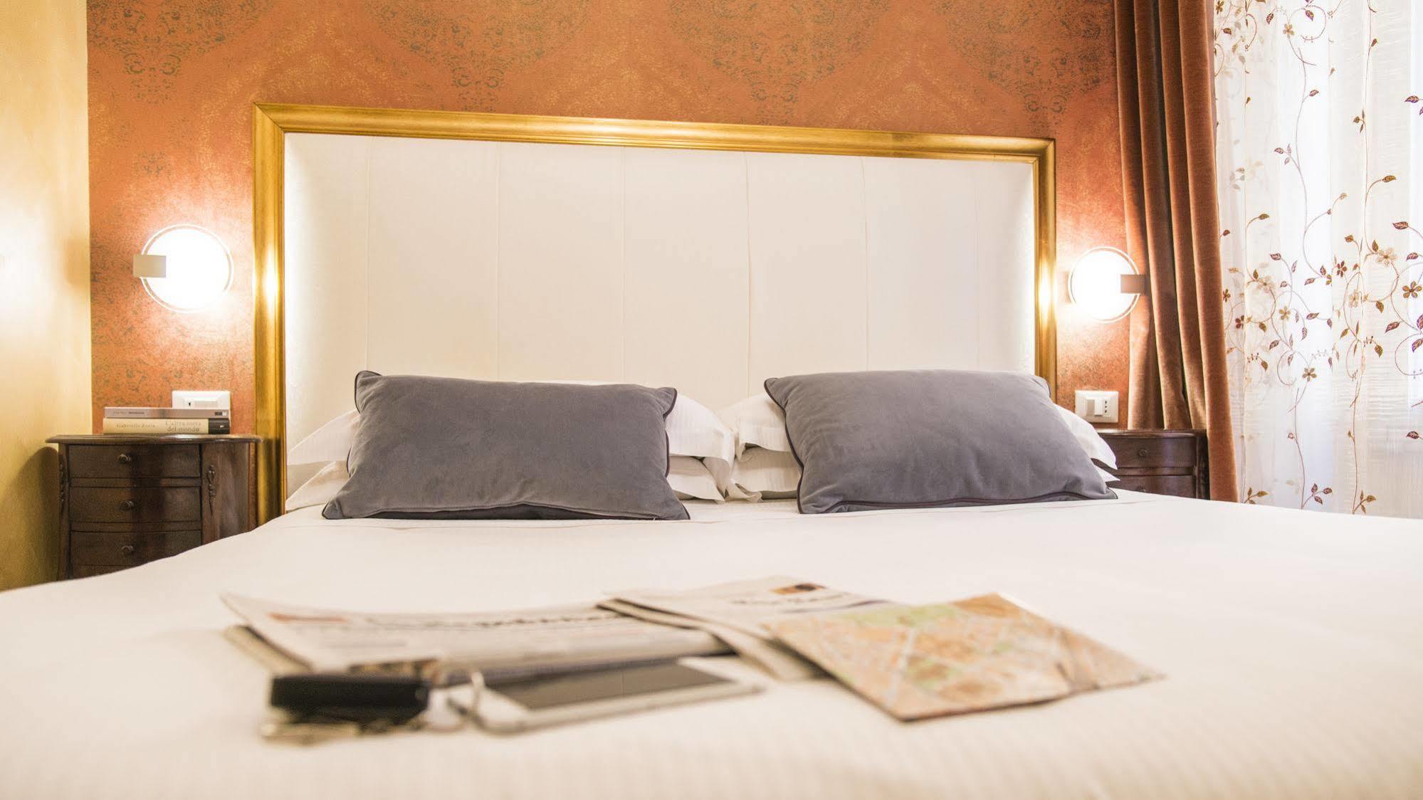 Ripetta 3* Rome