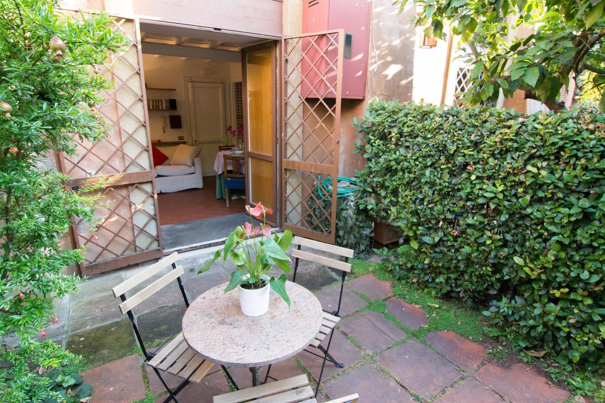 Apartment Appartamento Garden Palatino