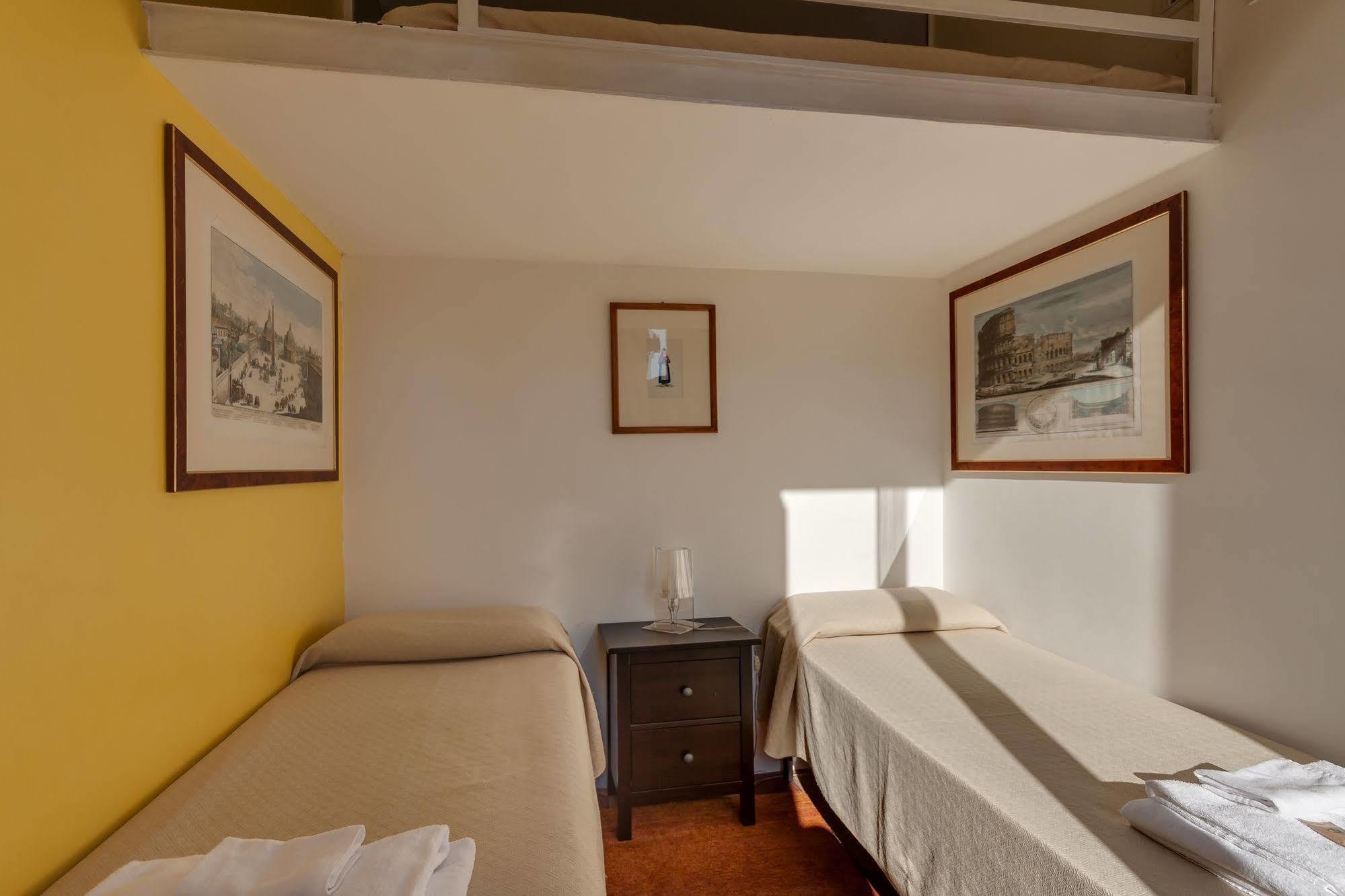Holidays Monti Apartamento Roma