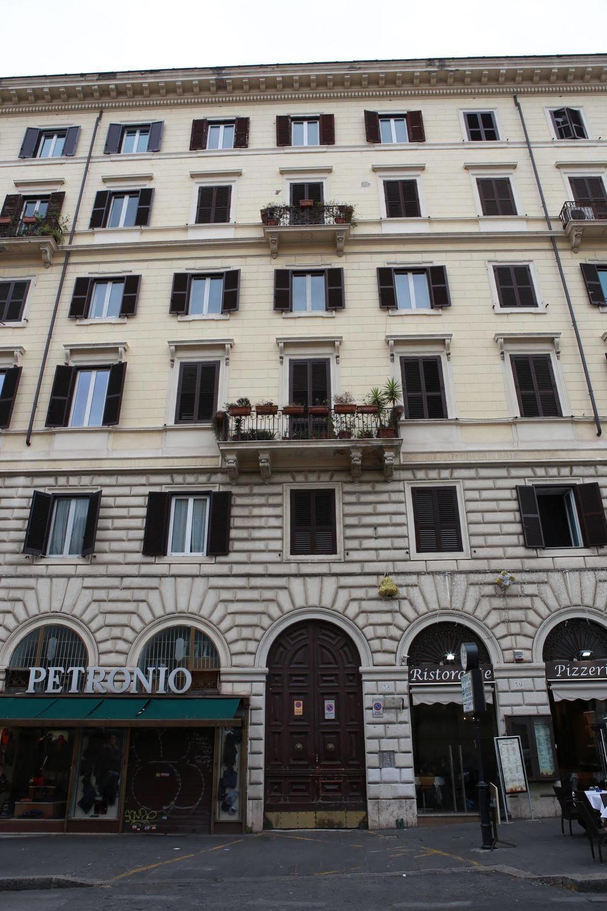 Hotel Enjoy Rome