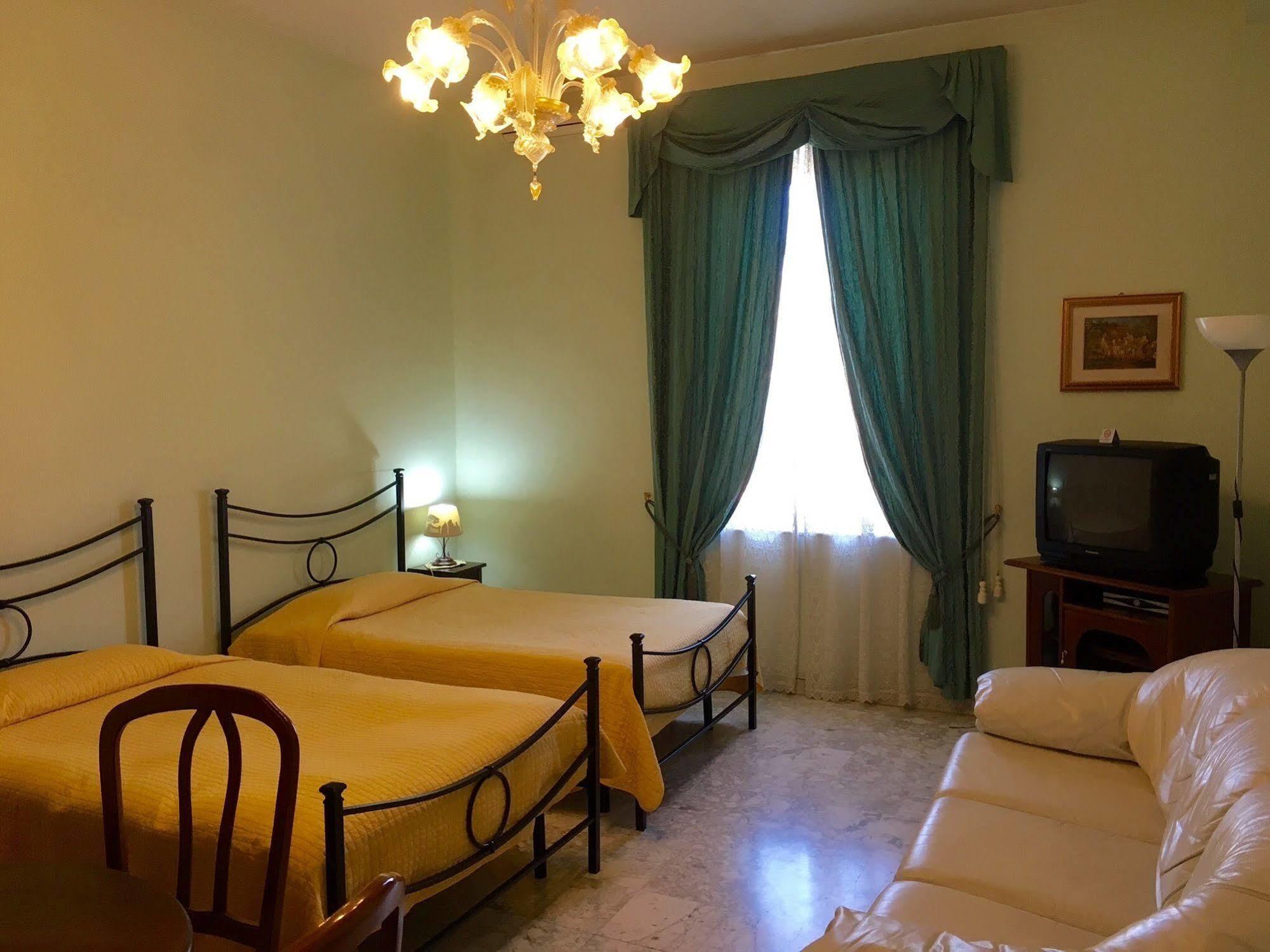 Couette-café Il Tesoro 3*
