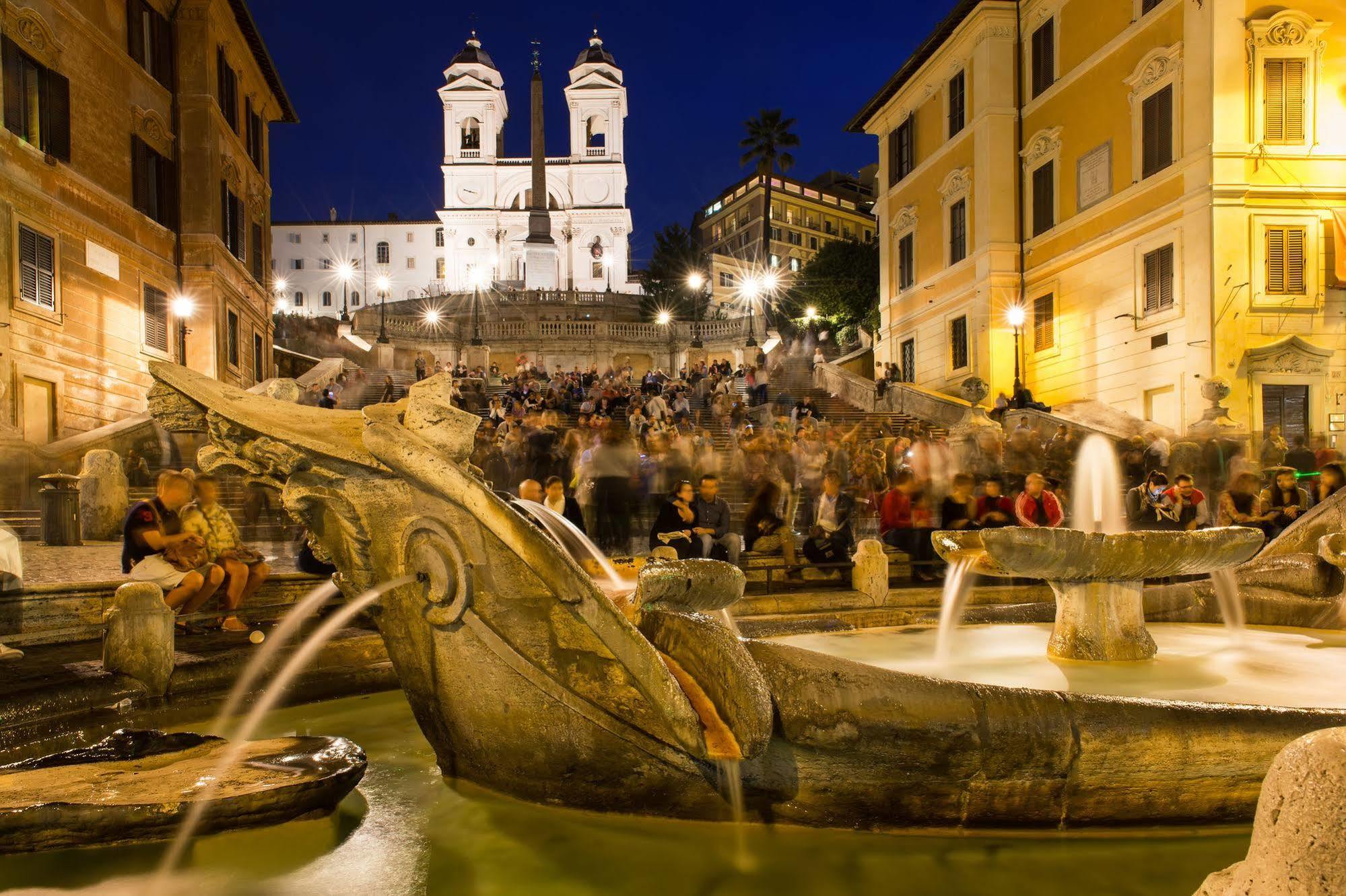 C And C Navona Apartment