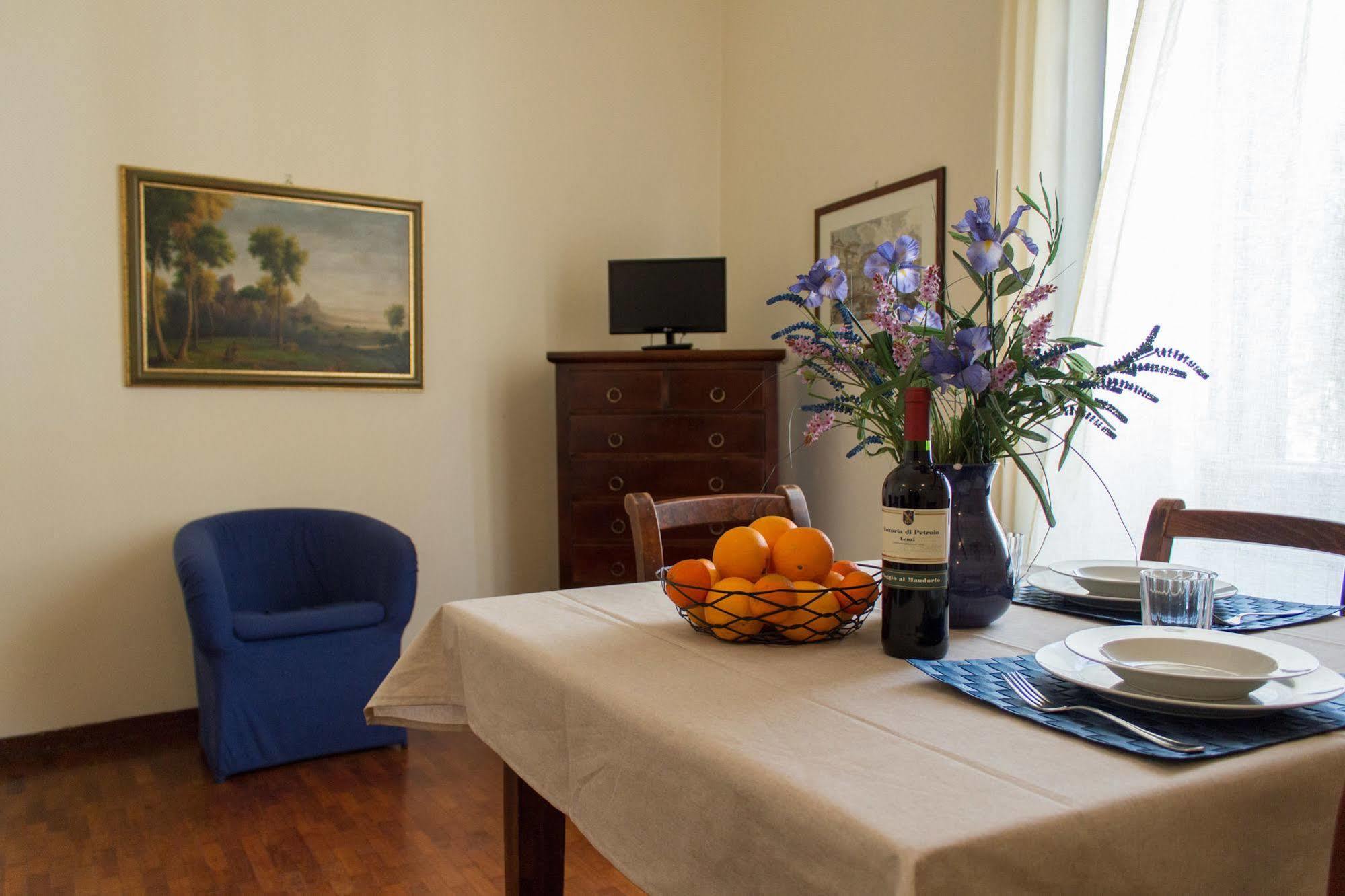 C And C Navona Apartment