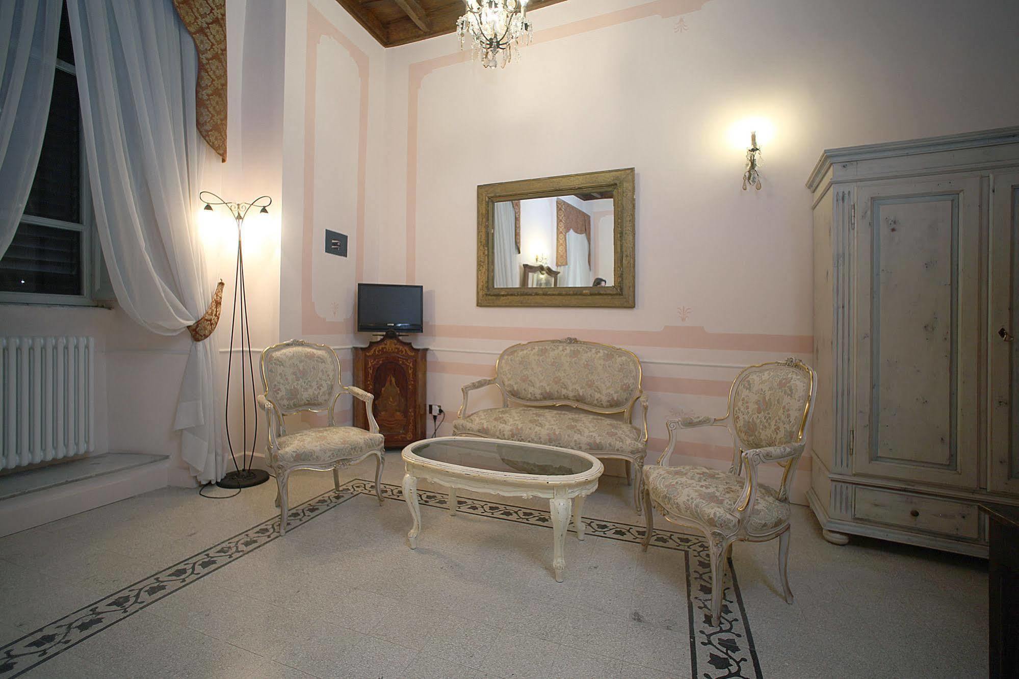 La Maison Dell'orologio Bed & Breakfast
