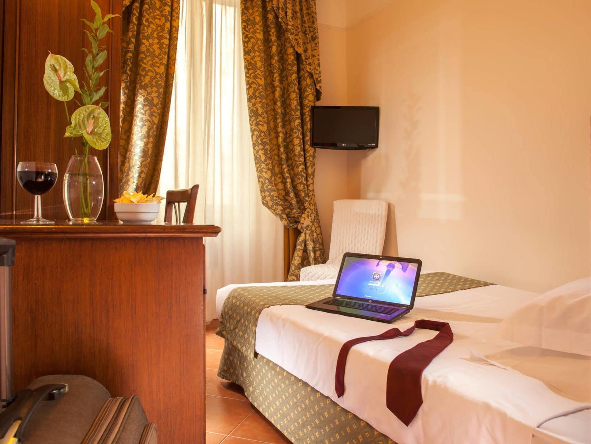 Hotel Varese Roma