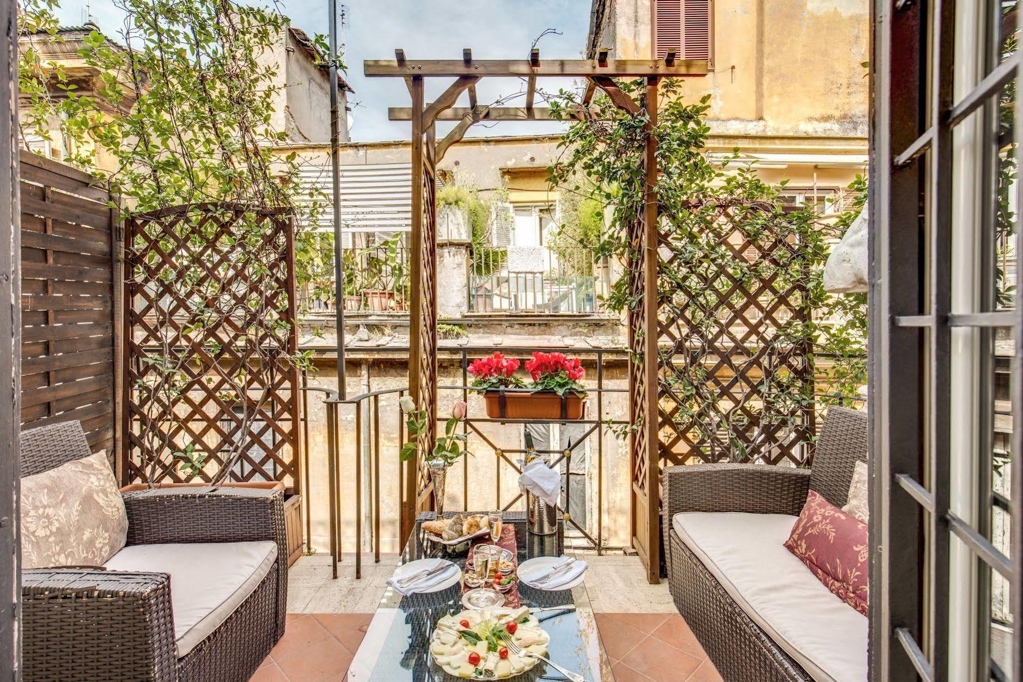 Pantheonview - Luxury Couette-café Rome