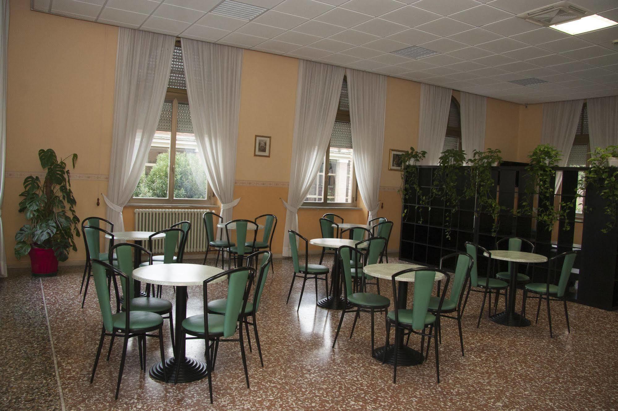 Casa La Salle - Casa Religiosa