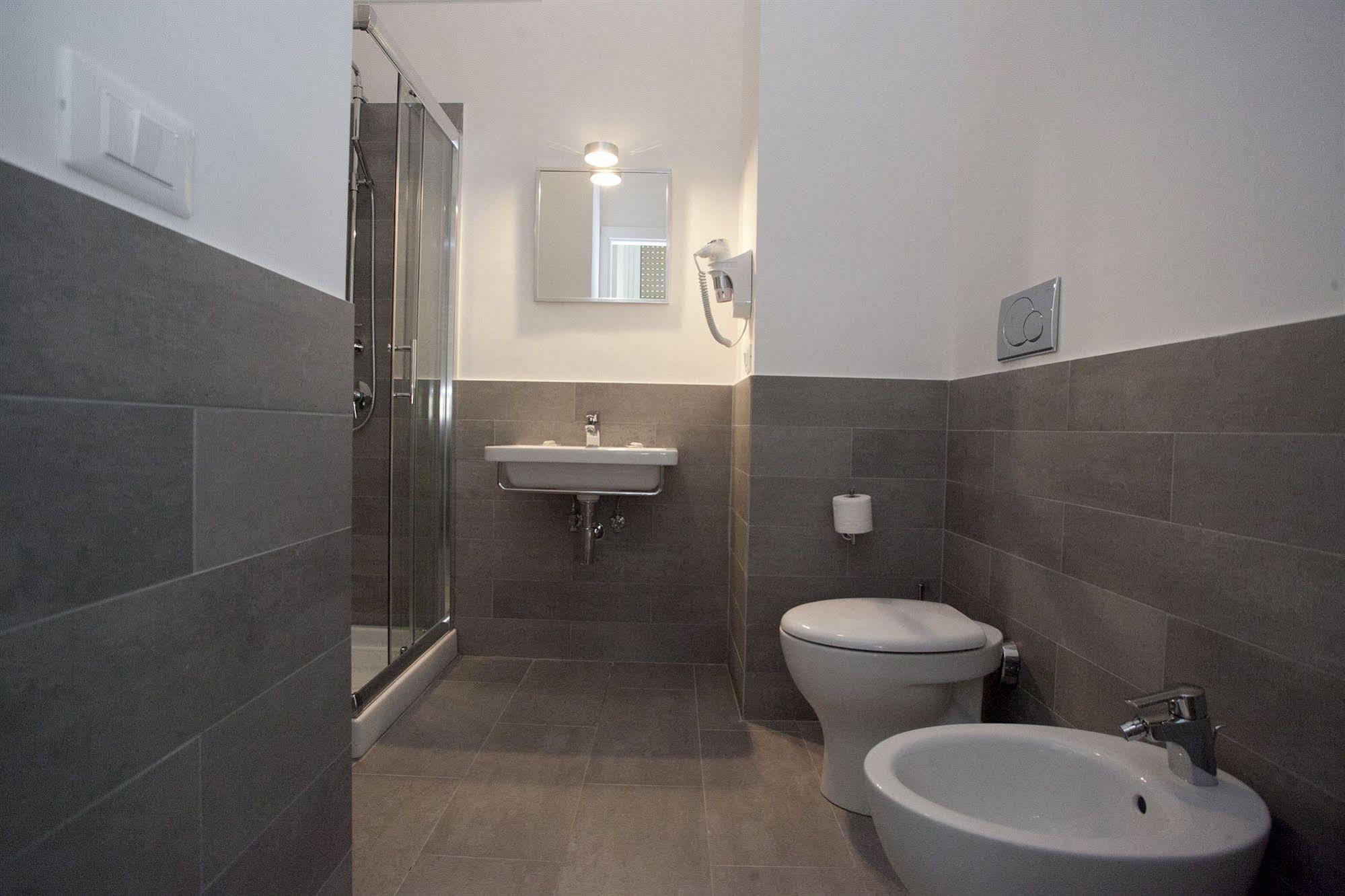 Bed & Breakfast Santi Quattro Al Colosseo Rome