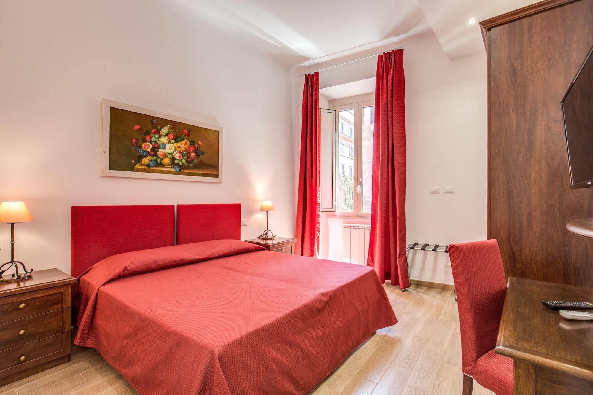 Residenza San Calisto Hotel