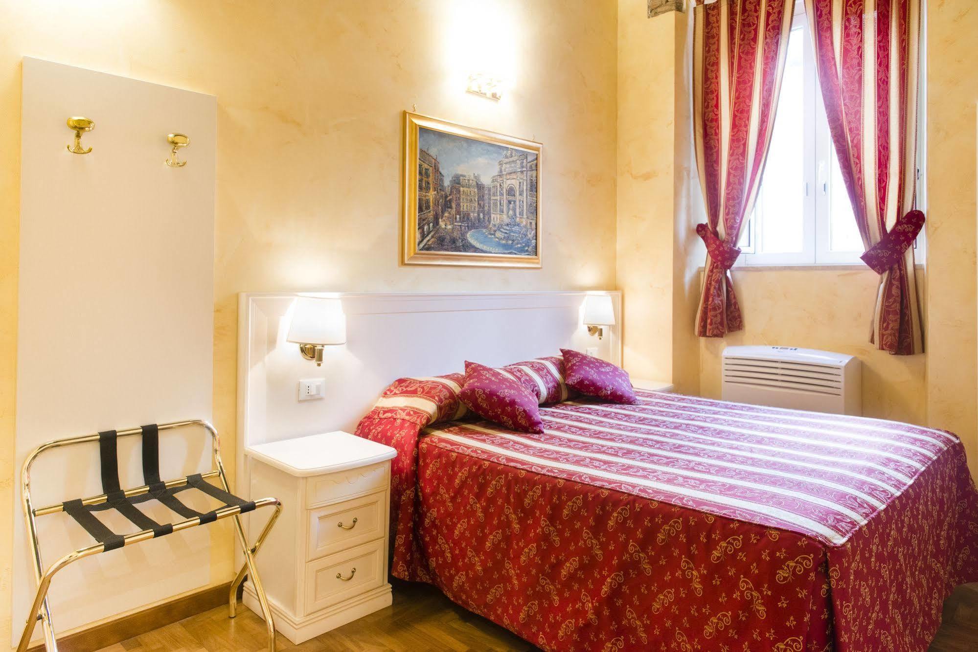 Domus Trevi Bed & Breakfast