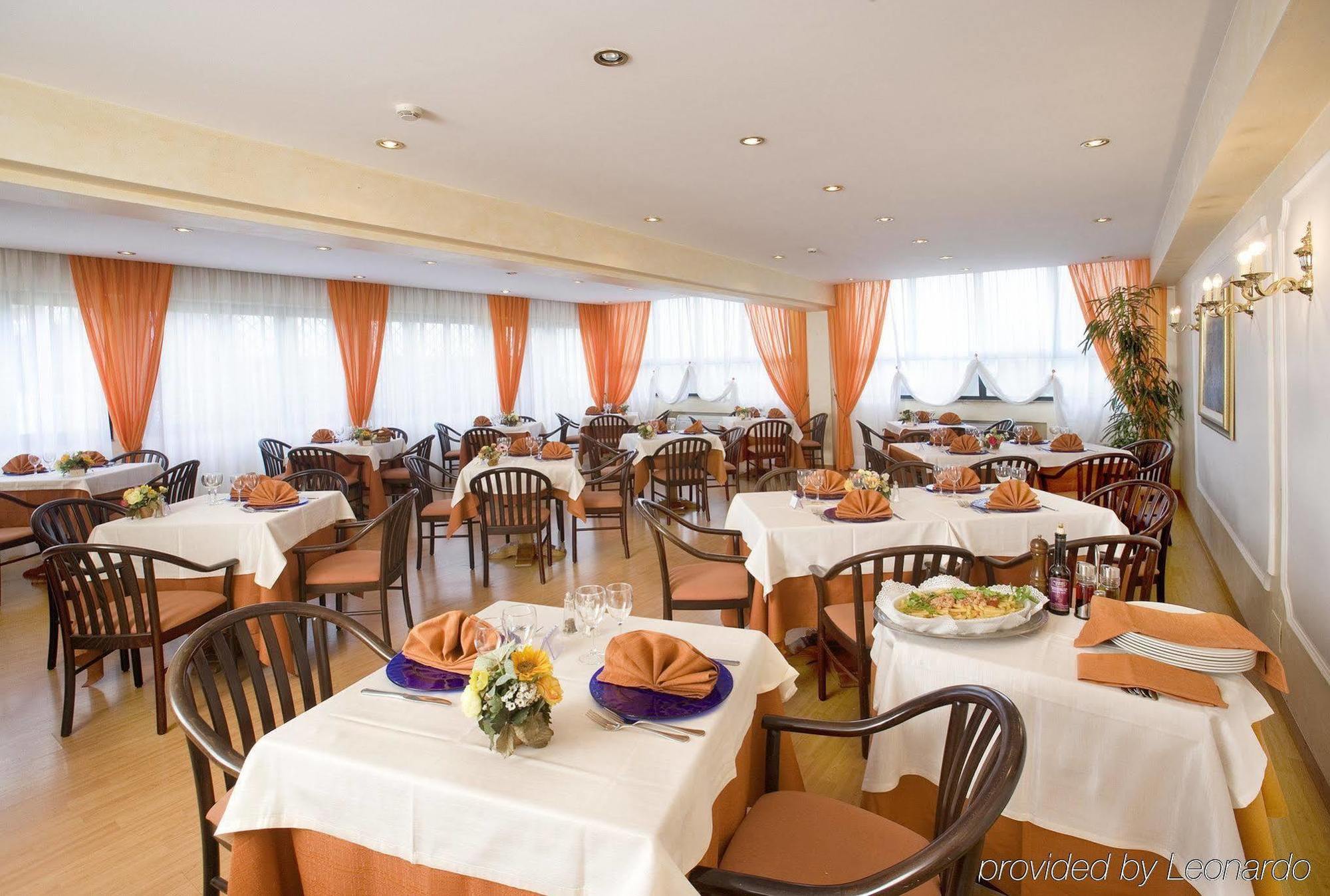 Hotel Quality Rouge Et Noir 4*