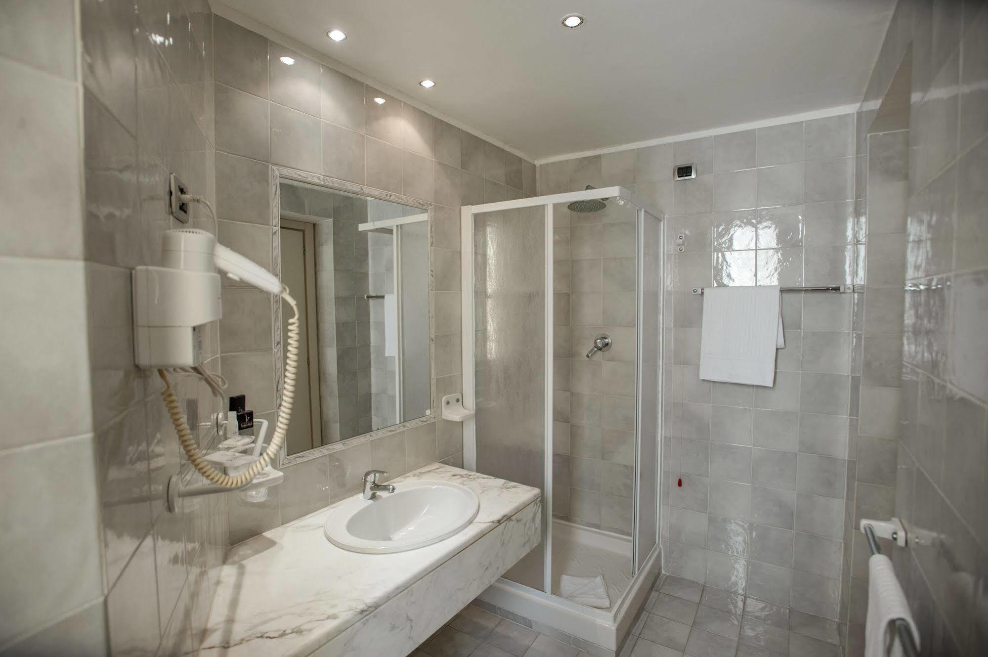 Torlonia 4*