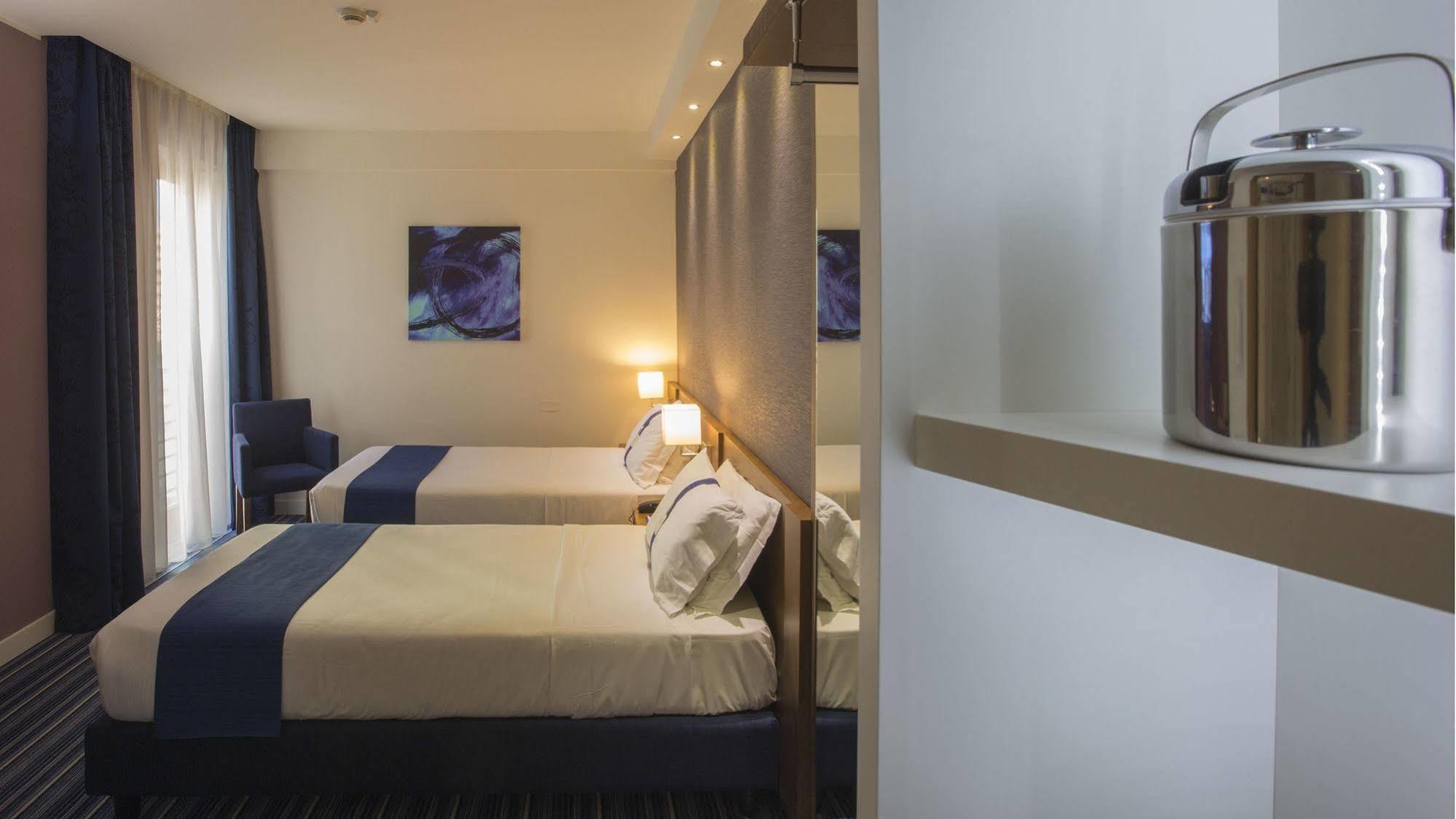 Gp Hotel 4*