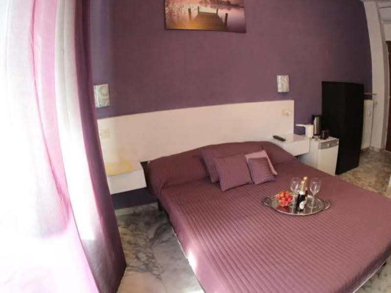 Vatican Palace Hotel 2*