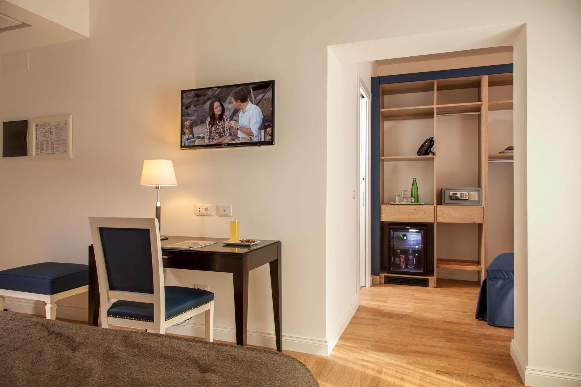 Hotel Floris Rome