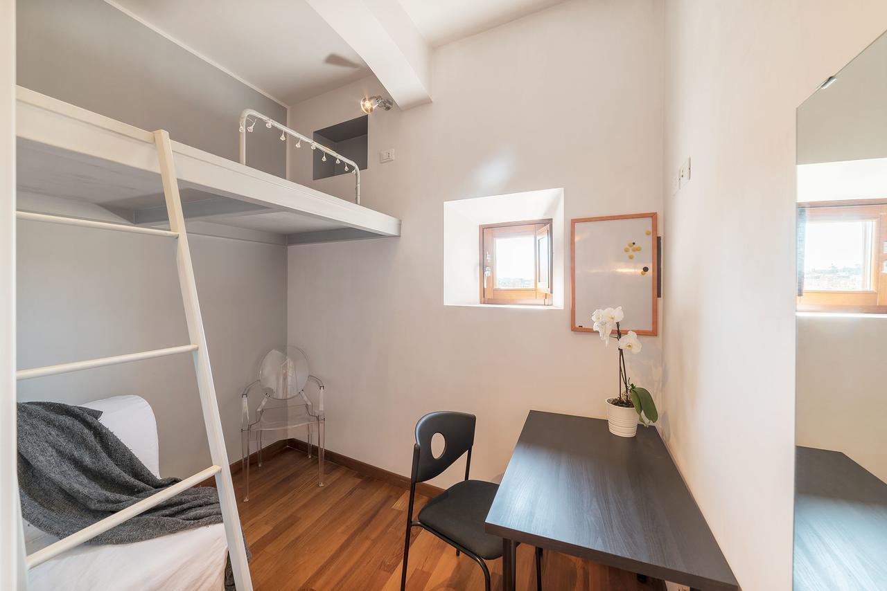 Colosseum Roomy Apartment Rome