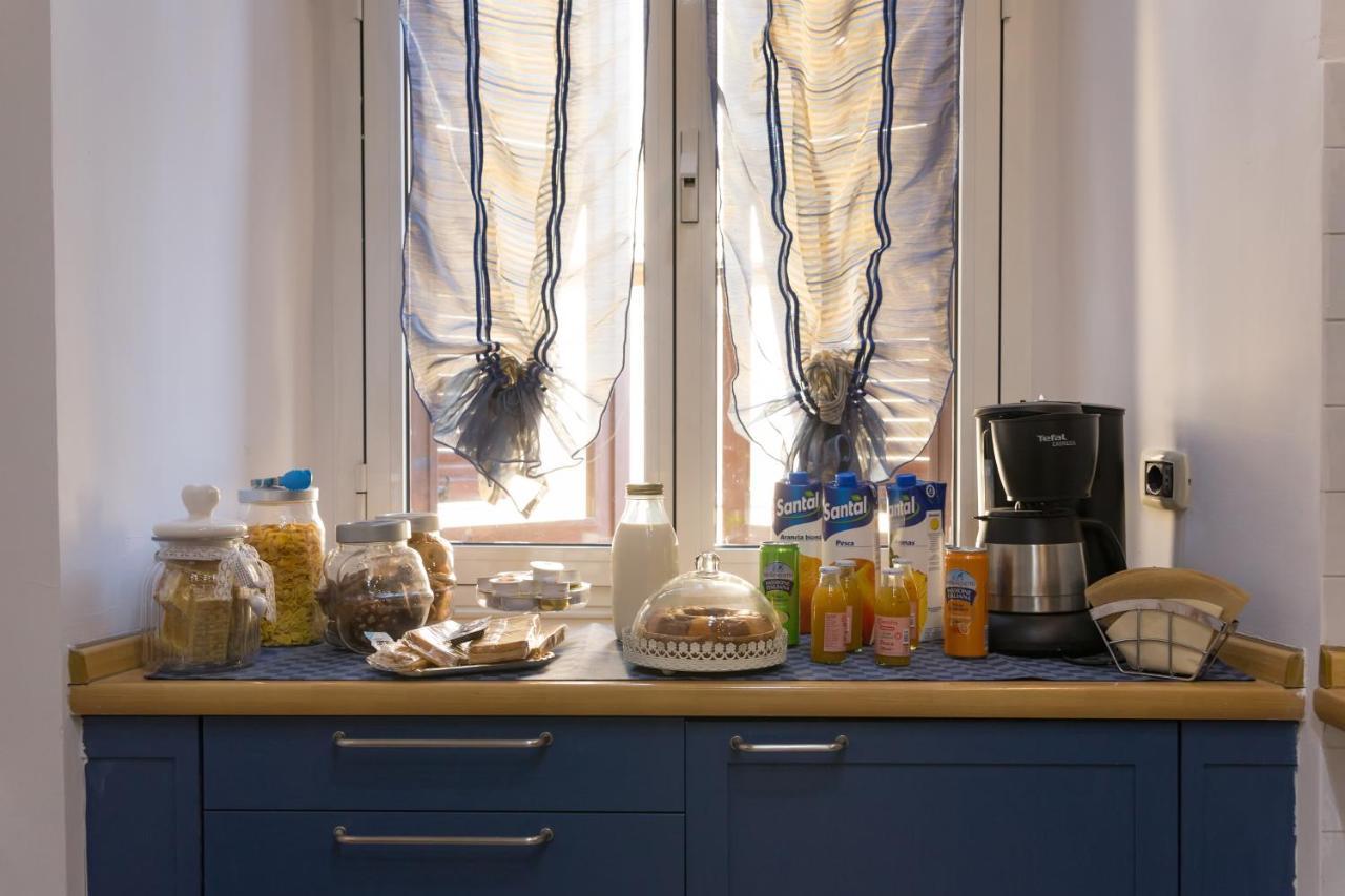 Bed & Breakfast La Finestra Di Fronte Rome