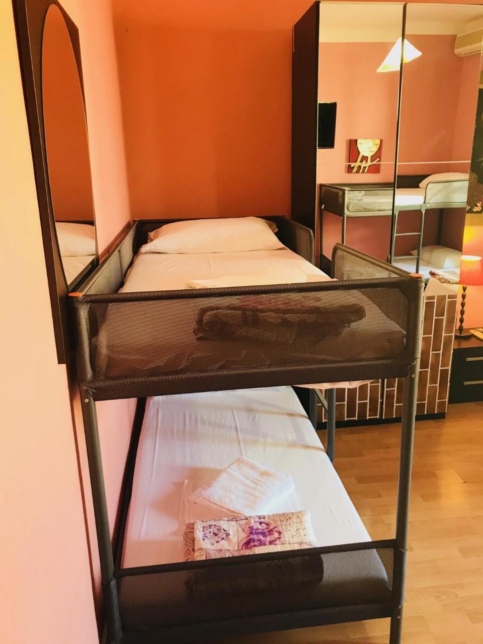Eurostar Guest house