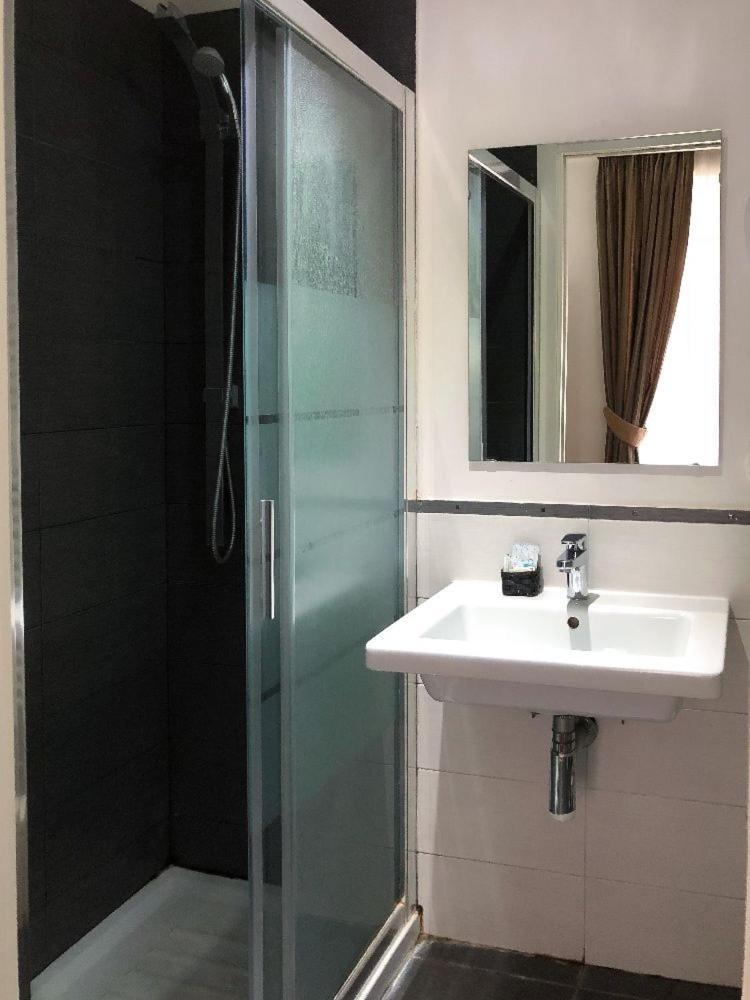Elle Cavour 3* Roma