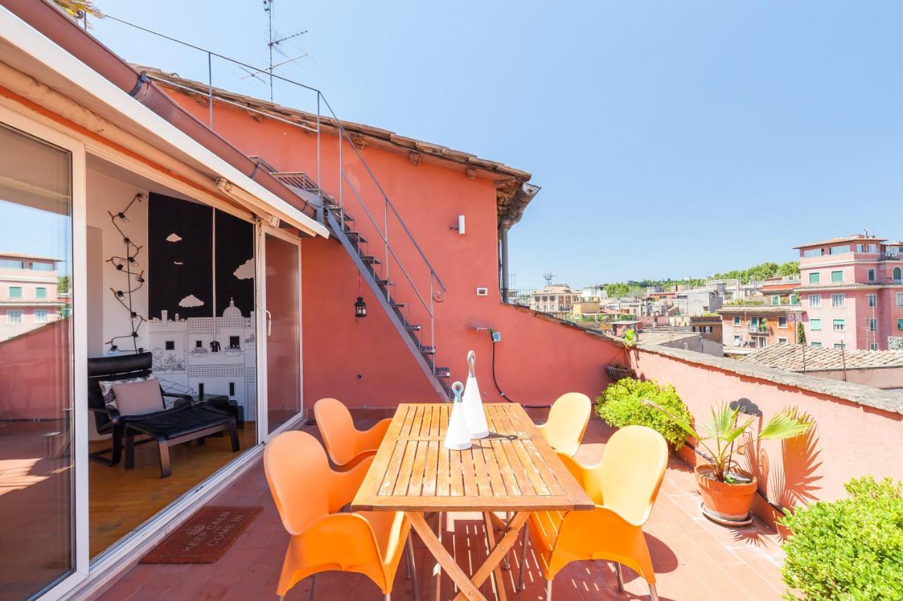 Il Nascondiglio Del Prete Apartment *
