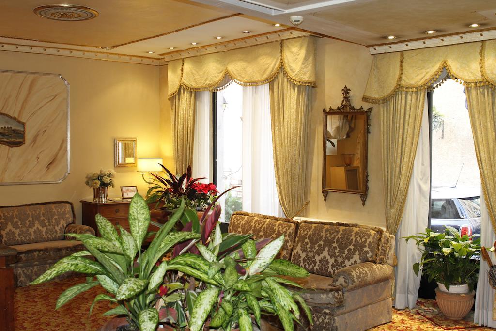Sistina Hotel 4*
