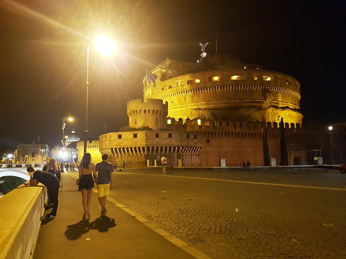 Bed & Breakfast Domus Barberini Rome