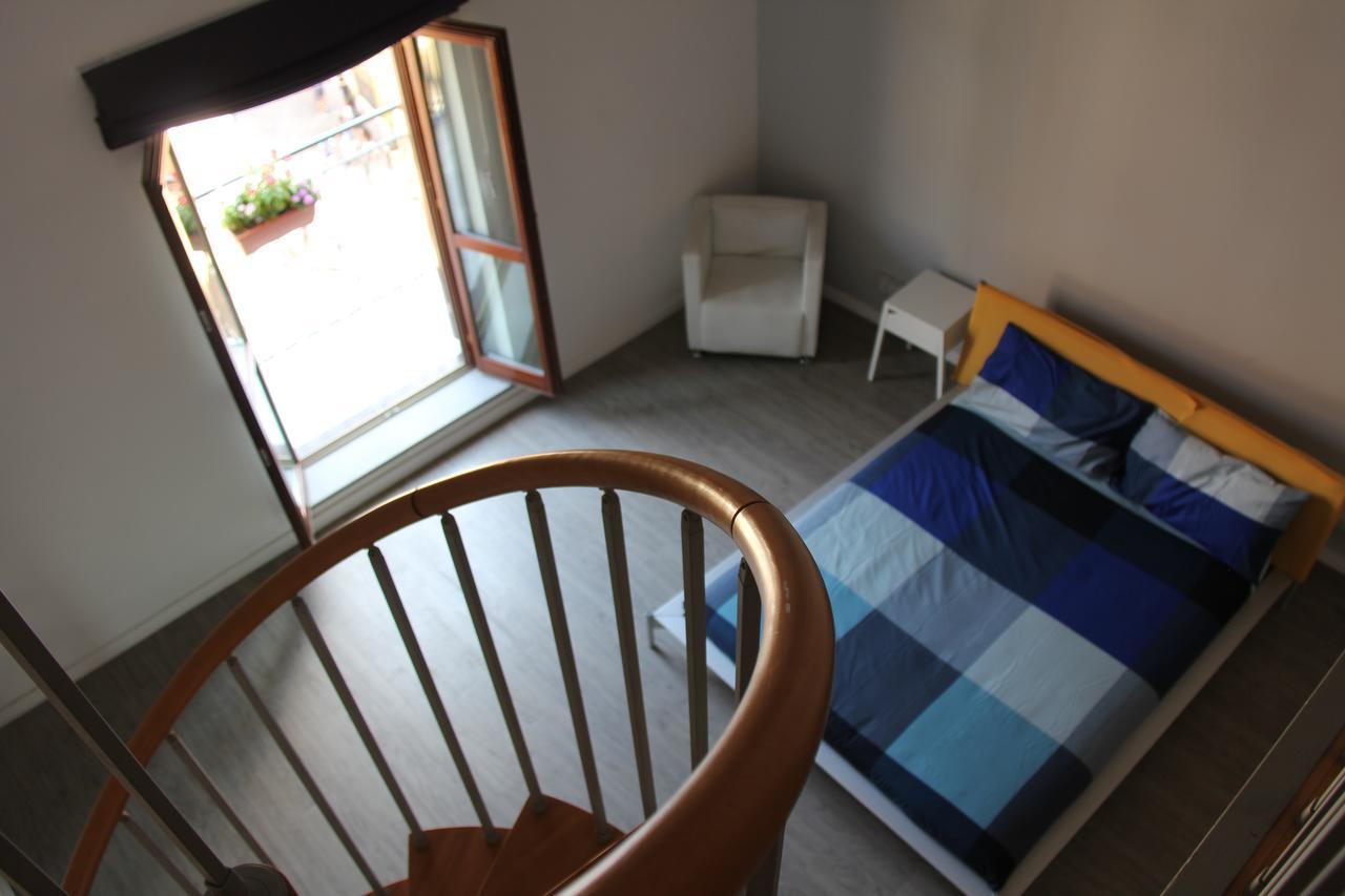 Irooms Station Guest house 4*